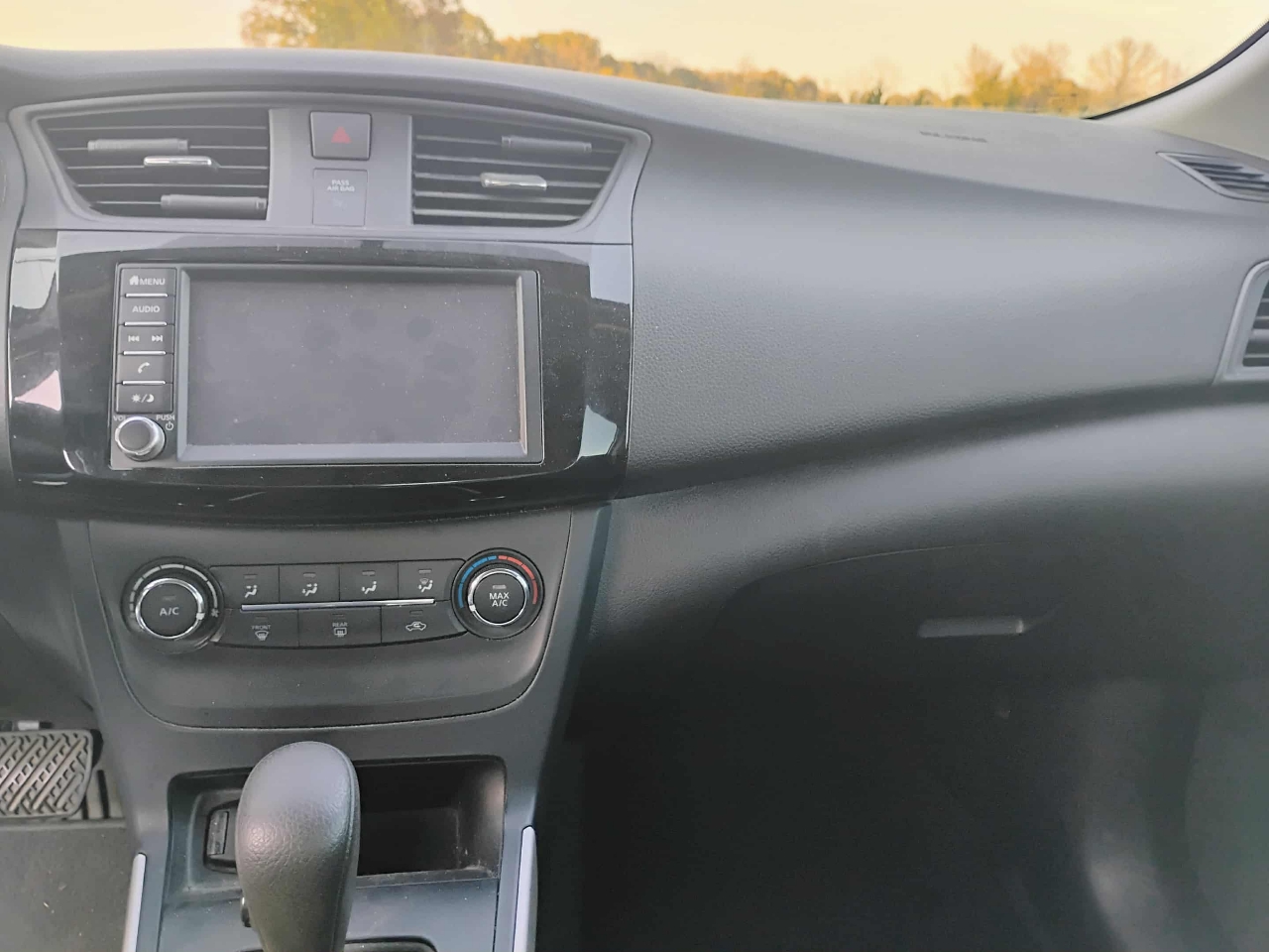 Nissan Sentra S CVT 2019