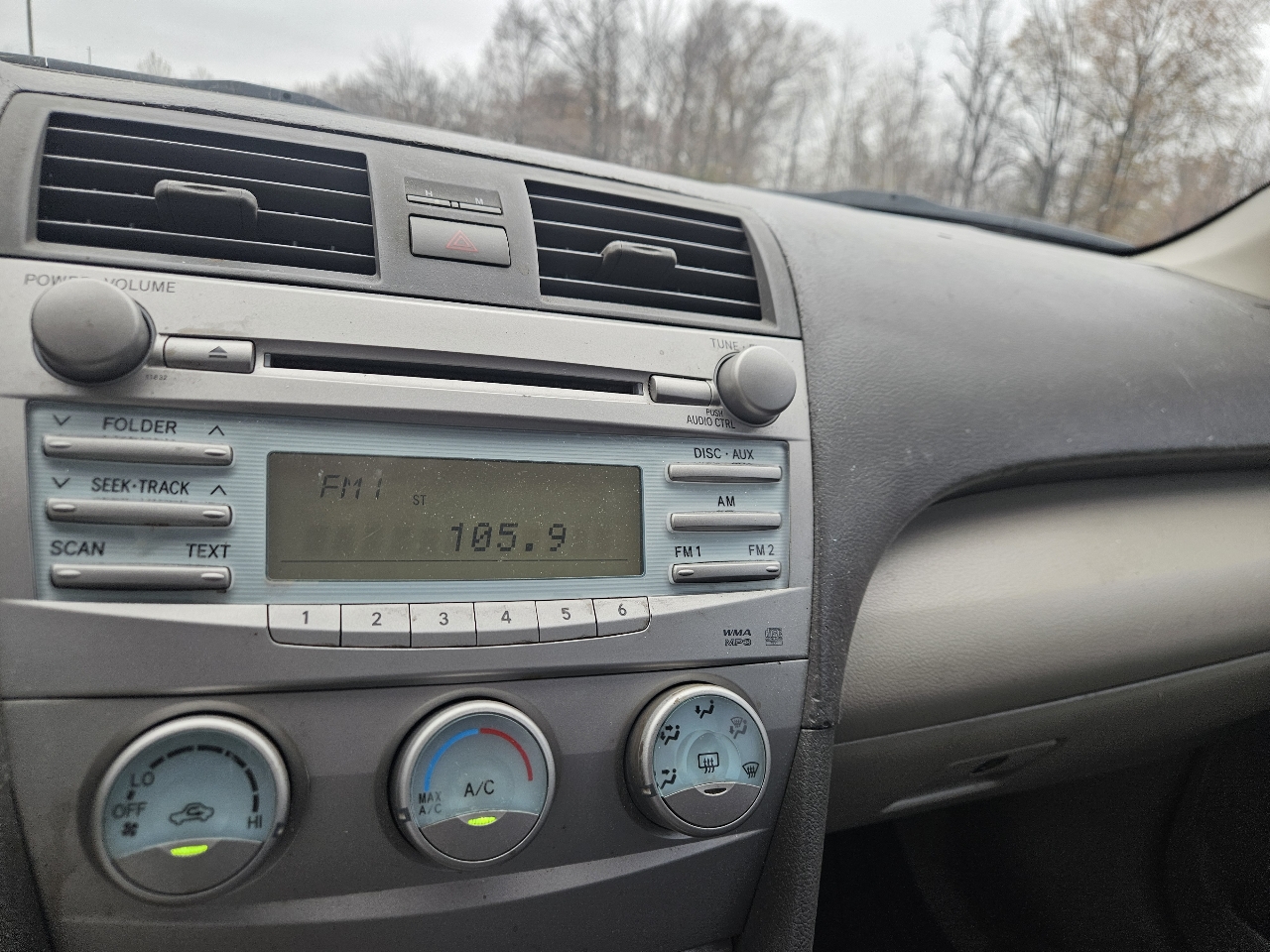 Toyota Camry 4dr Sdn I4 Man (Natl) 2009