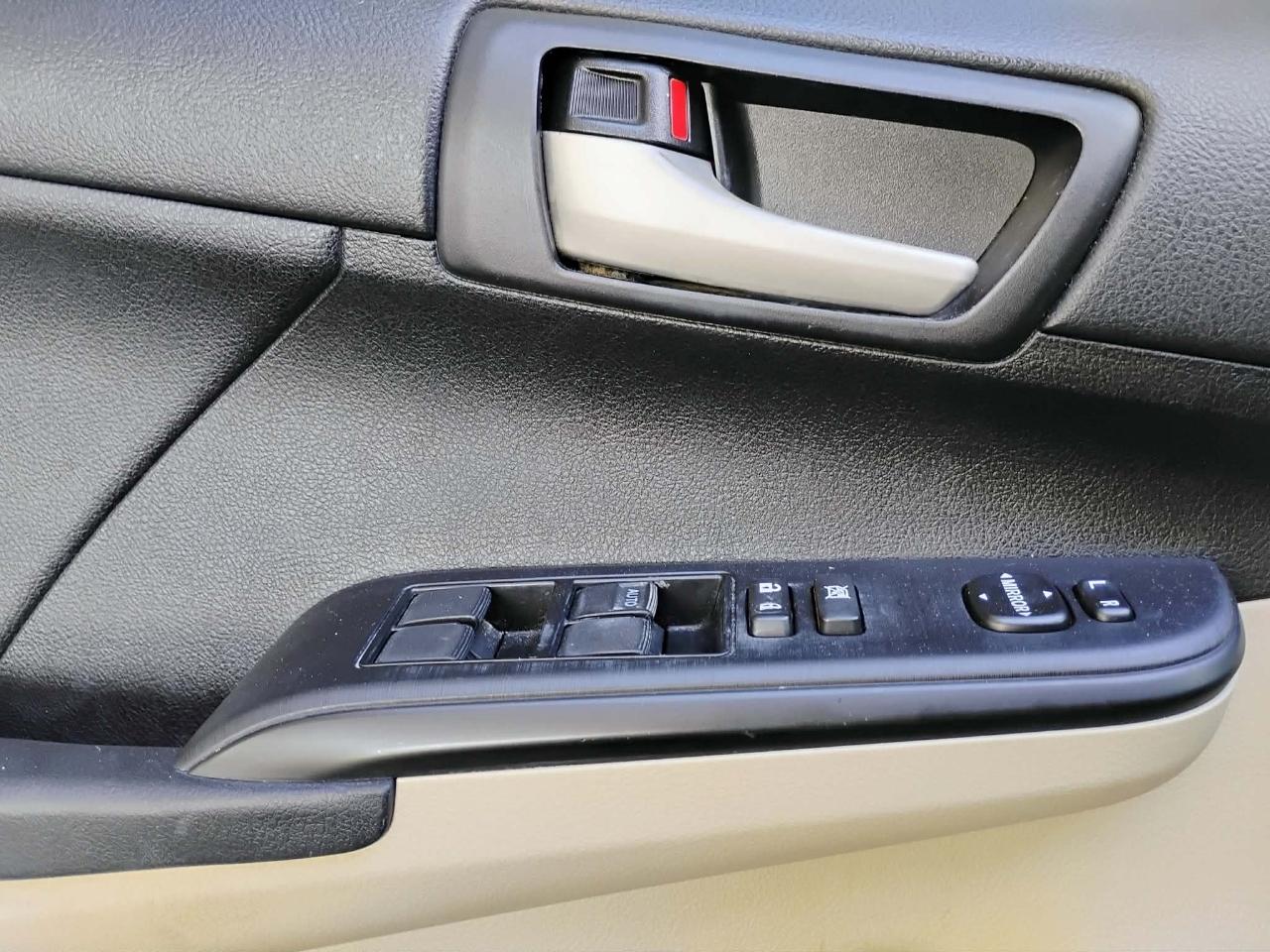 Toyota Camry 4dr Sdn I4 Auto SE Sport Limited Edition (Natl) 2012