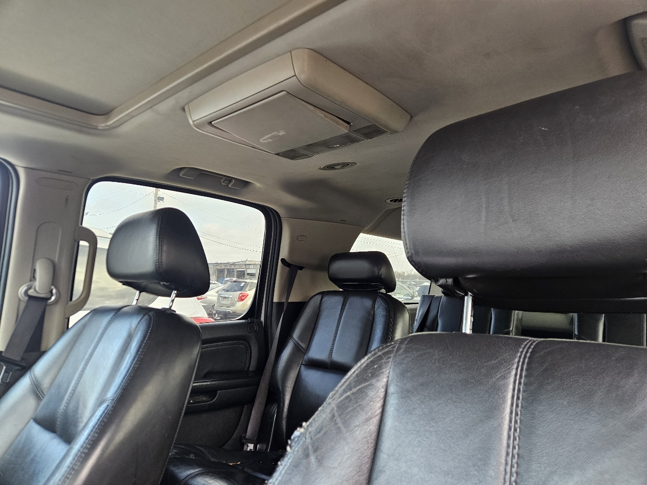 GMC Yukon XL Denali AWD 4dr 1500 2007