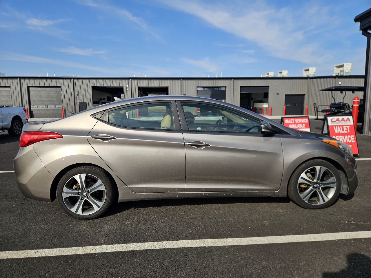 Hyundai Elantra 4dr Sdn Auto Limited PZEV (Alabama Plant) 2012