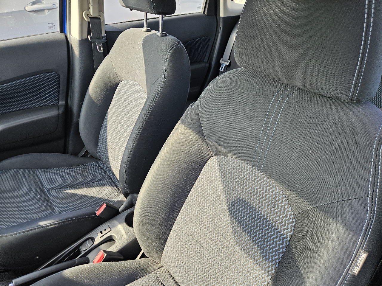 Nissan Versa Note 5dr HB CVT 1.6 S Plus 2015