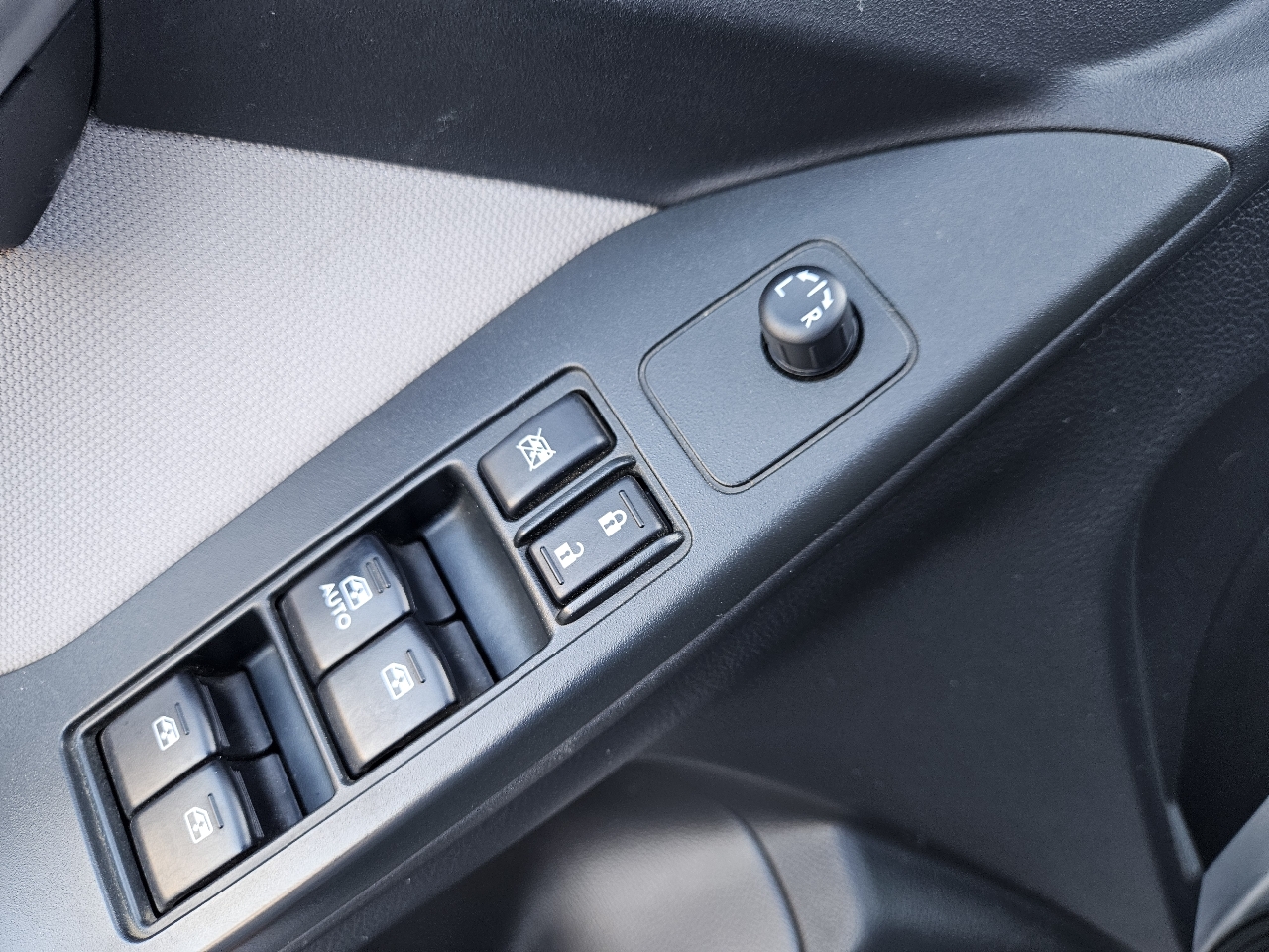 Subaru Forester 4dr Auto 2.5i Premium PZEV 2014