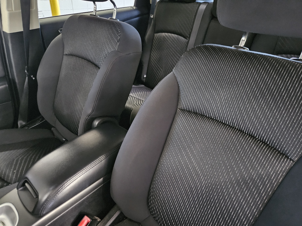 Dodge Journey FWD 4dr SXT 2012