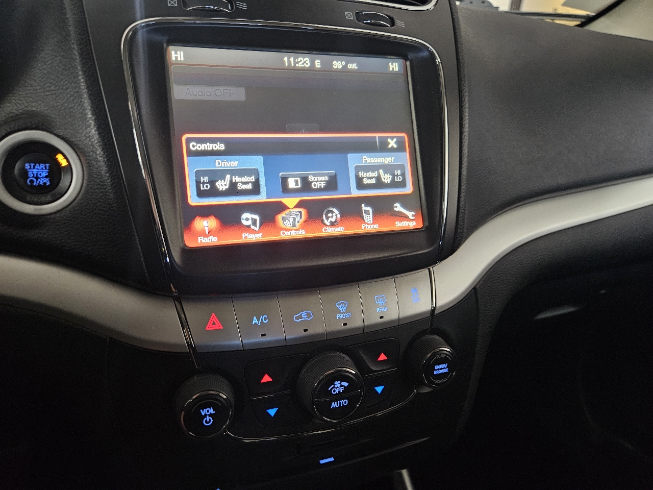 Dodge Journey FWD 4dr SXT 2012