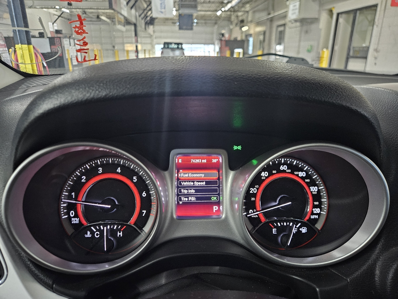 Dodge Journey FWD 4dr SXT 2012