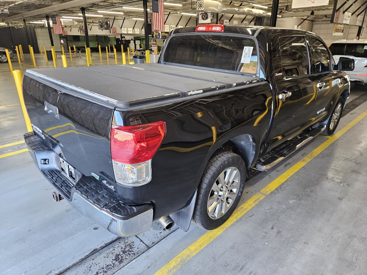 Toyota Tundra 4WD Truck CrewMax 5.7L V8 6-Spd AT Platinum (Natl) 2012