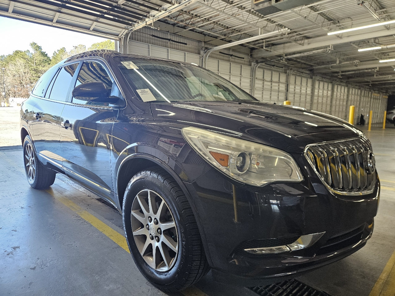 Buick Enclave FWD 4dr Leather 2016
