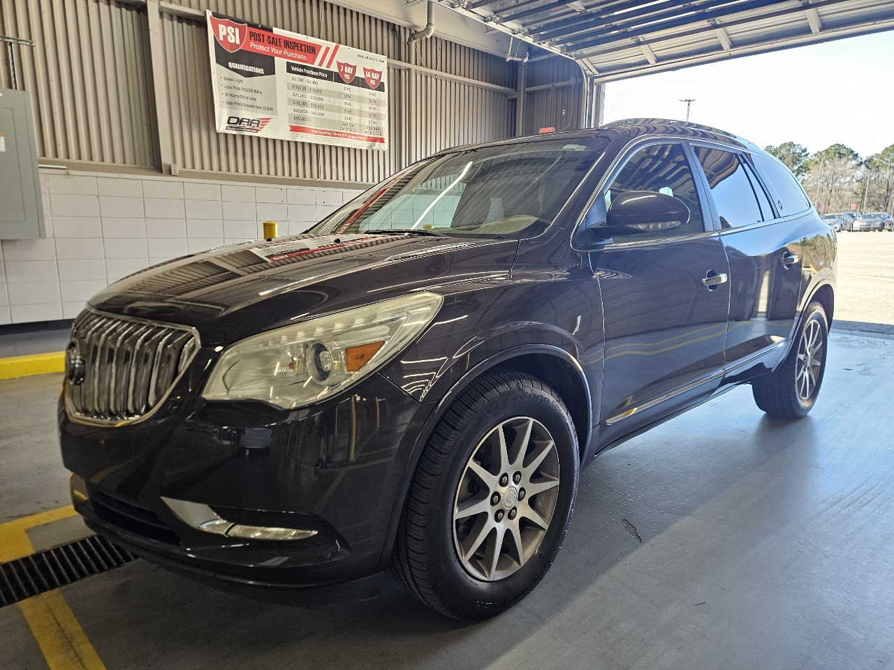 Buick Enclave FWD 4dr Leather 2016