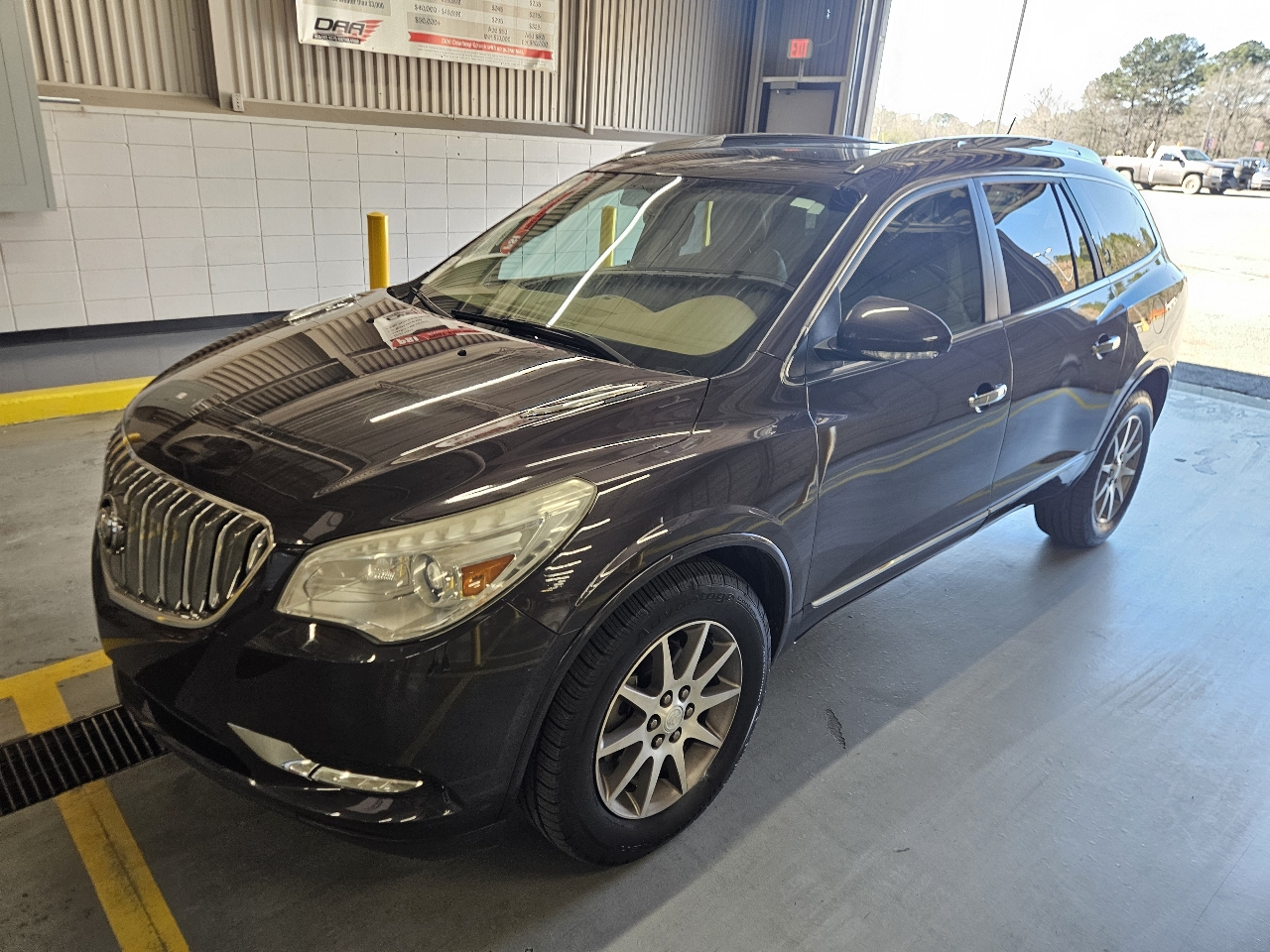 Buick Enclave FWD 4dr Leather 2016