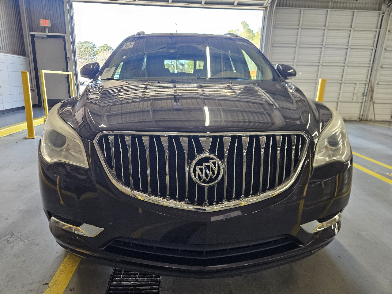 Buick Enclave FWD 4dr Leather 2016
