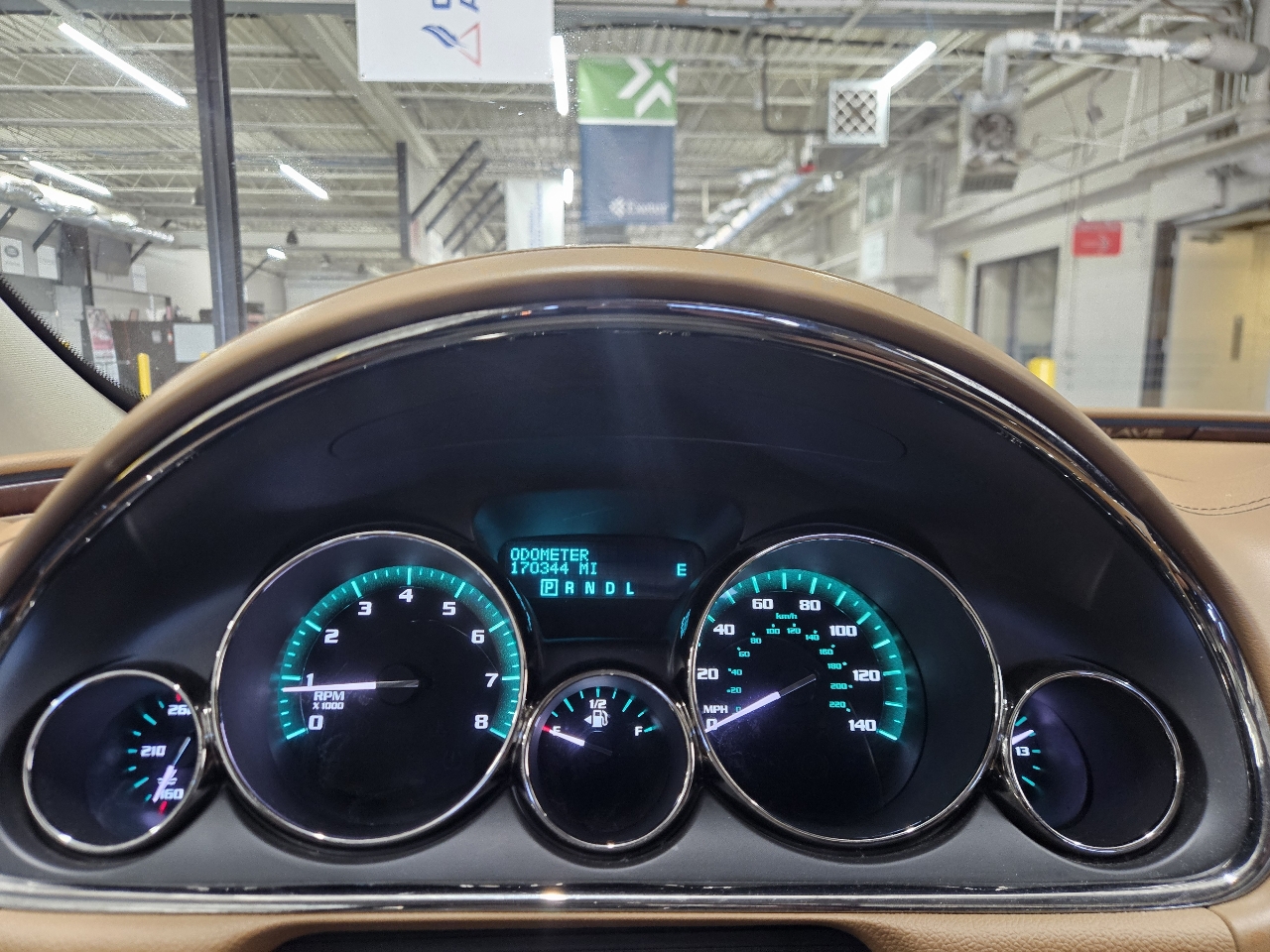 Buick Enclave FWD 4dr Leather 2016