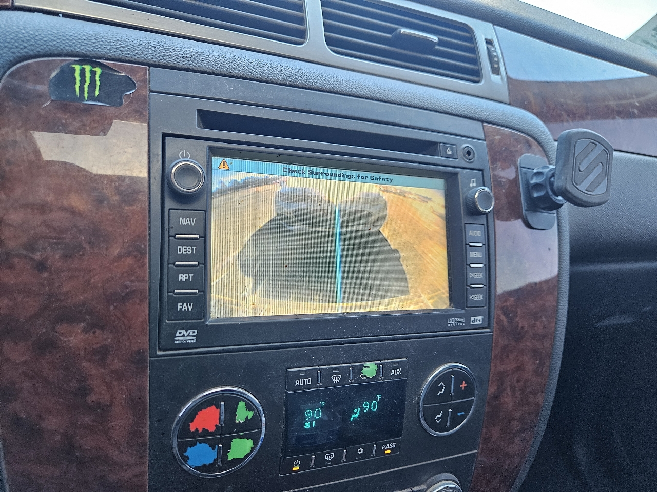 Chevrolet Suburban 4WD 4dr 1500 LTZ 2007