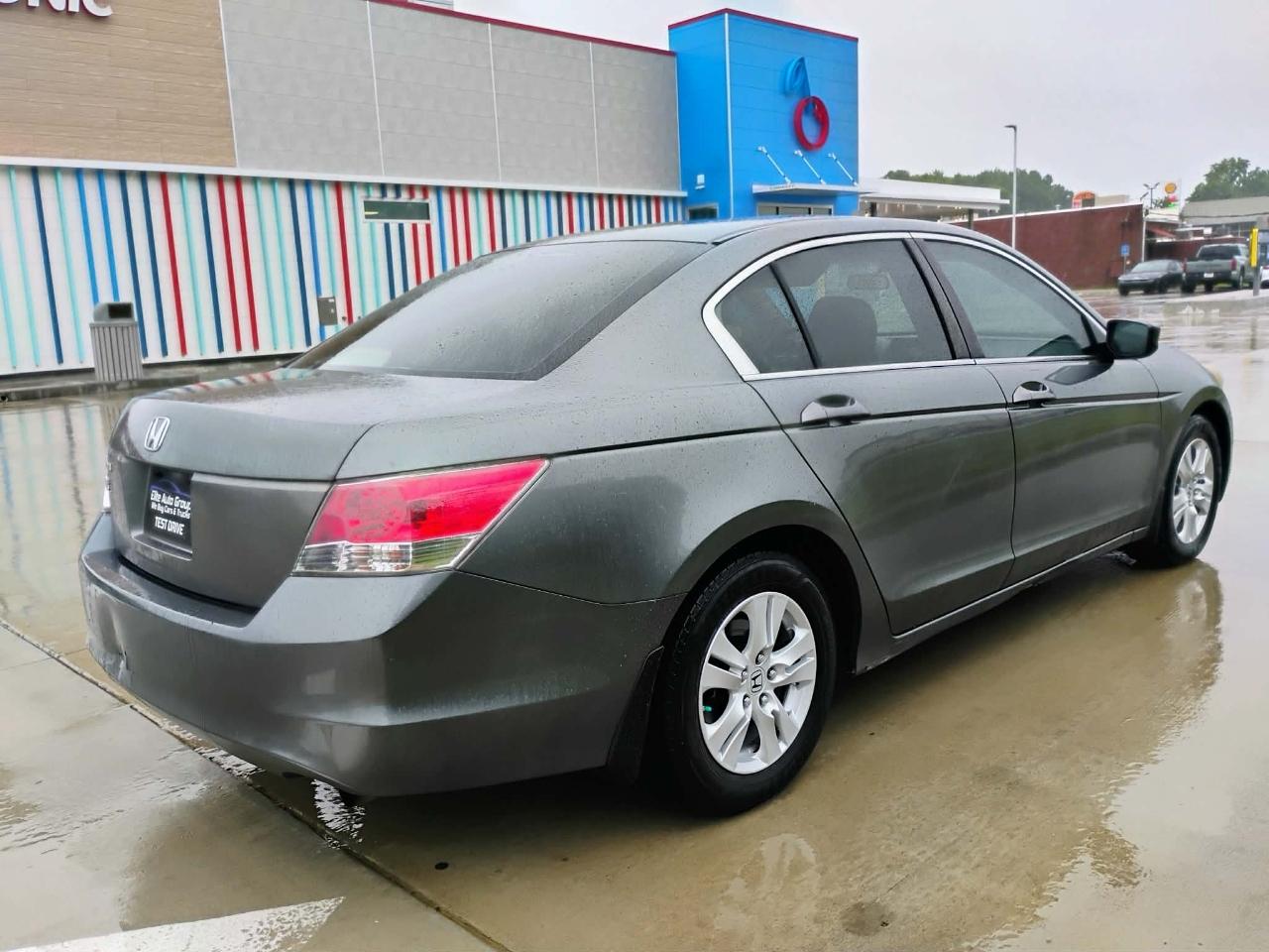 Honda Accord Sdn 4dr I4 Auto LX-P 2009