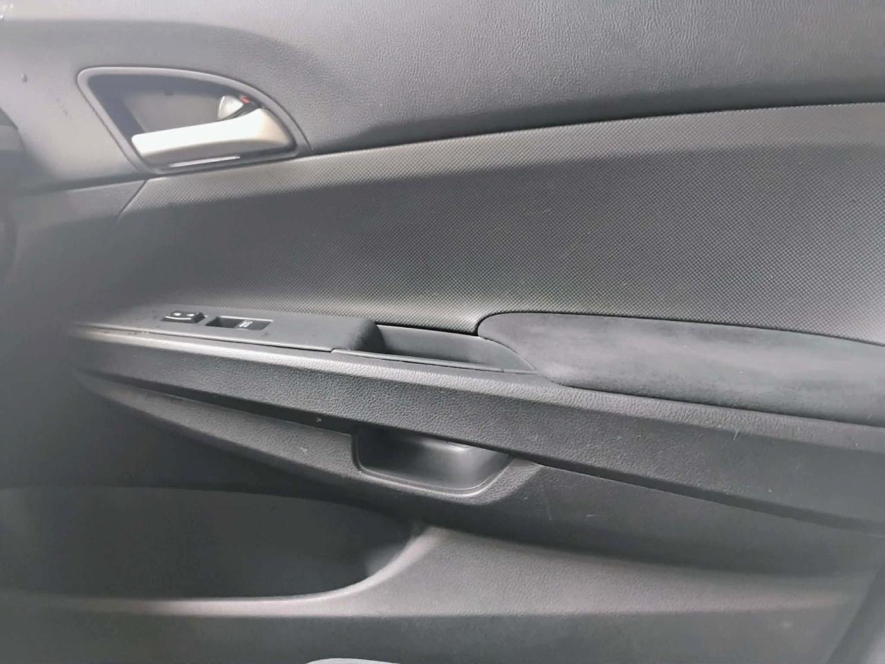 Honda Accord Sdn 4dr I4 Auto LX-P 2009