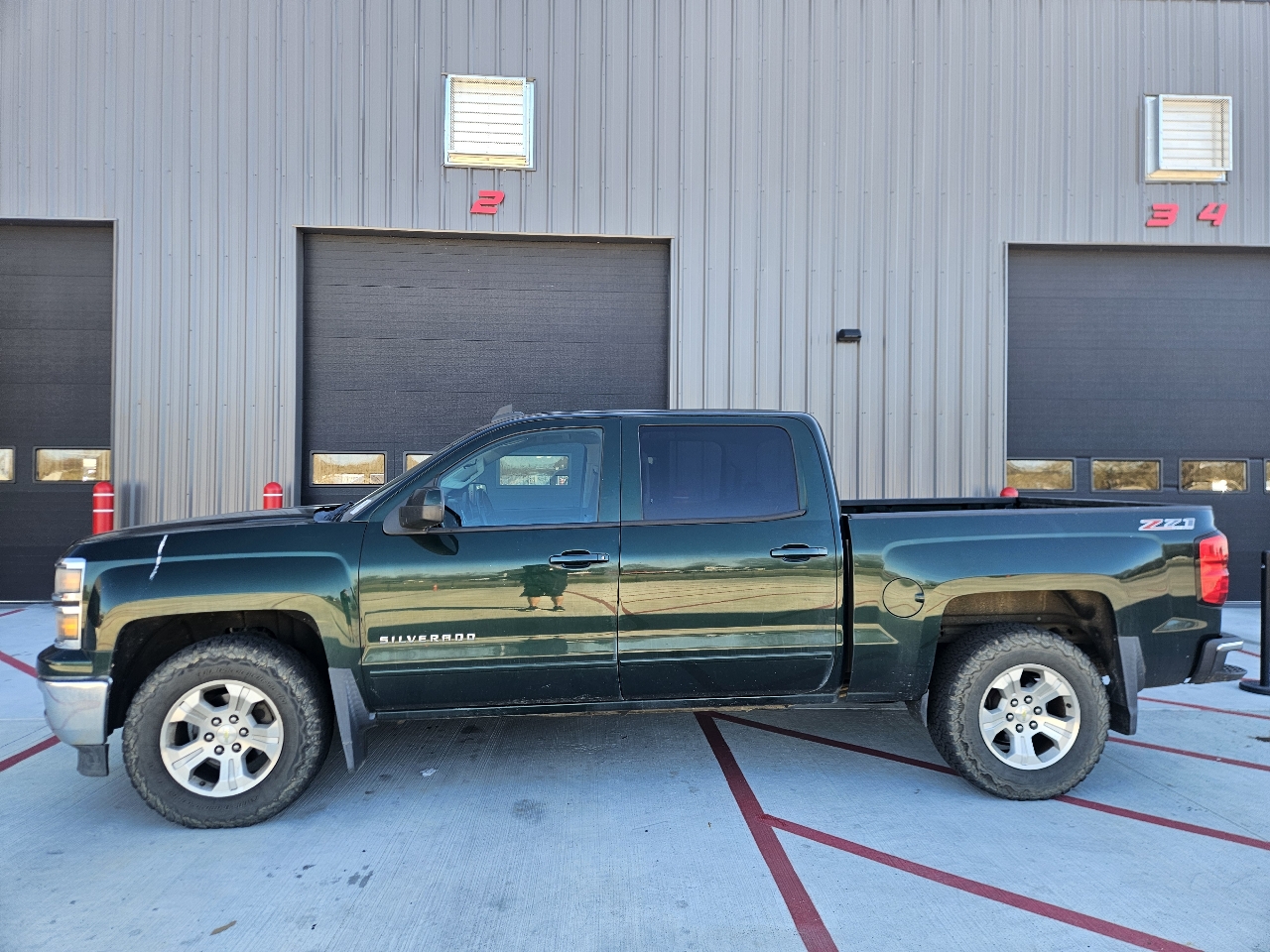 Chevrolet Silverado 1500 4WD Crew Cab 143.5" LT w/2LT 2015