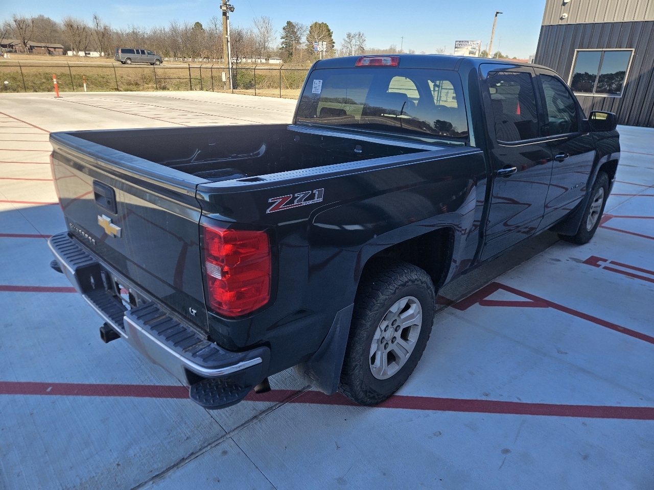 Chevrolet Silverado 1500 4WD Crew Cab 143.5" LT w/2LT 2015
