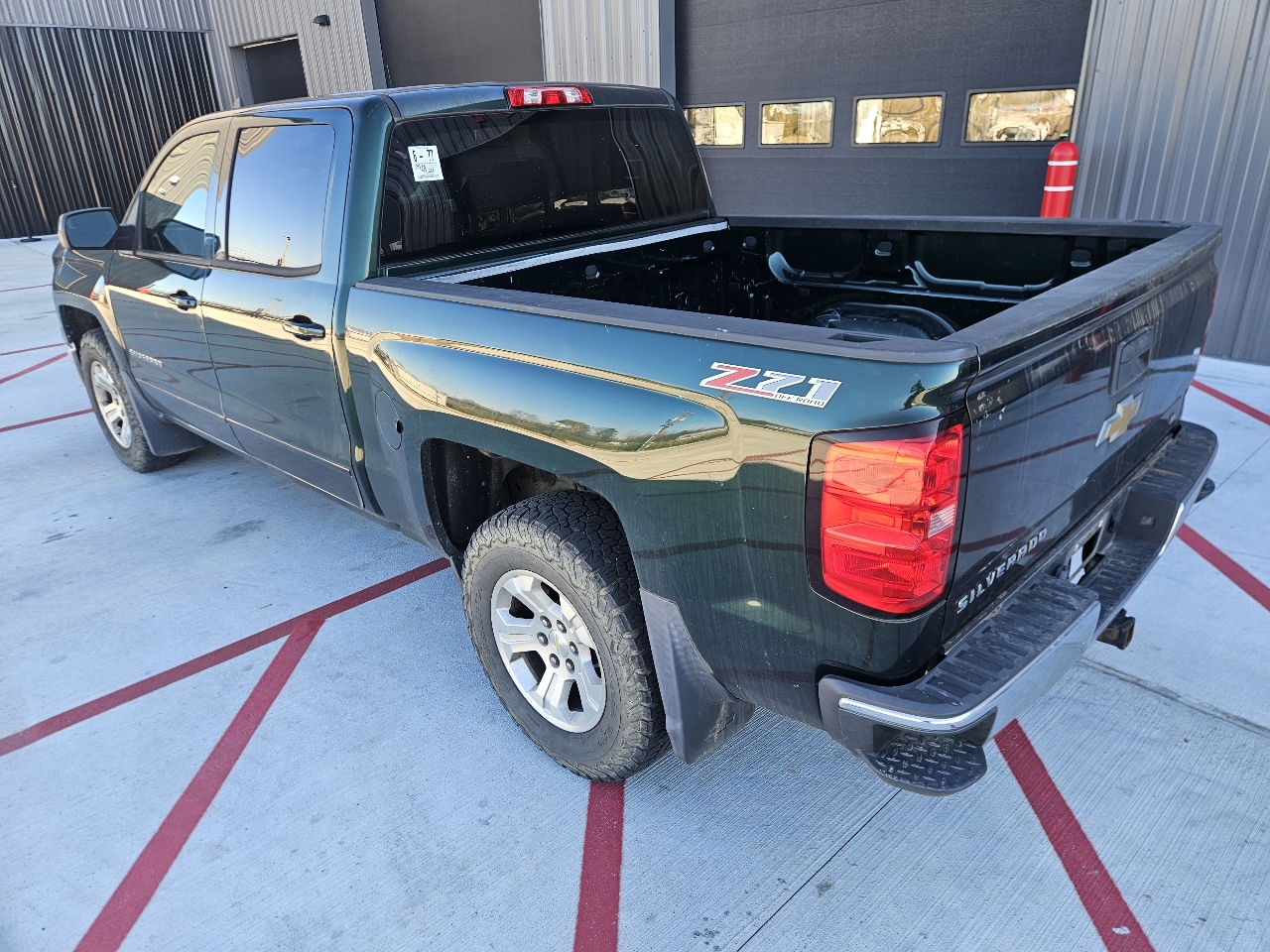 Chevrolet Silverado 1500 4WD Crew Cab 143.5" LT w/2LT 2015