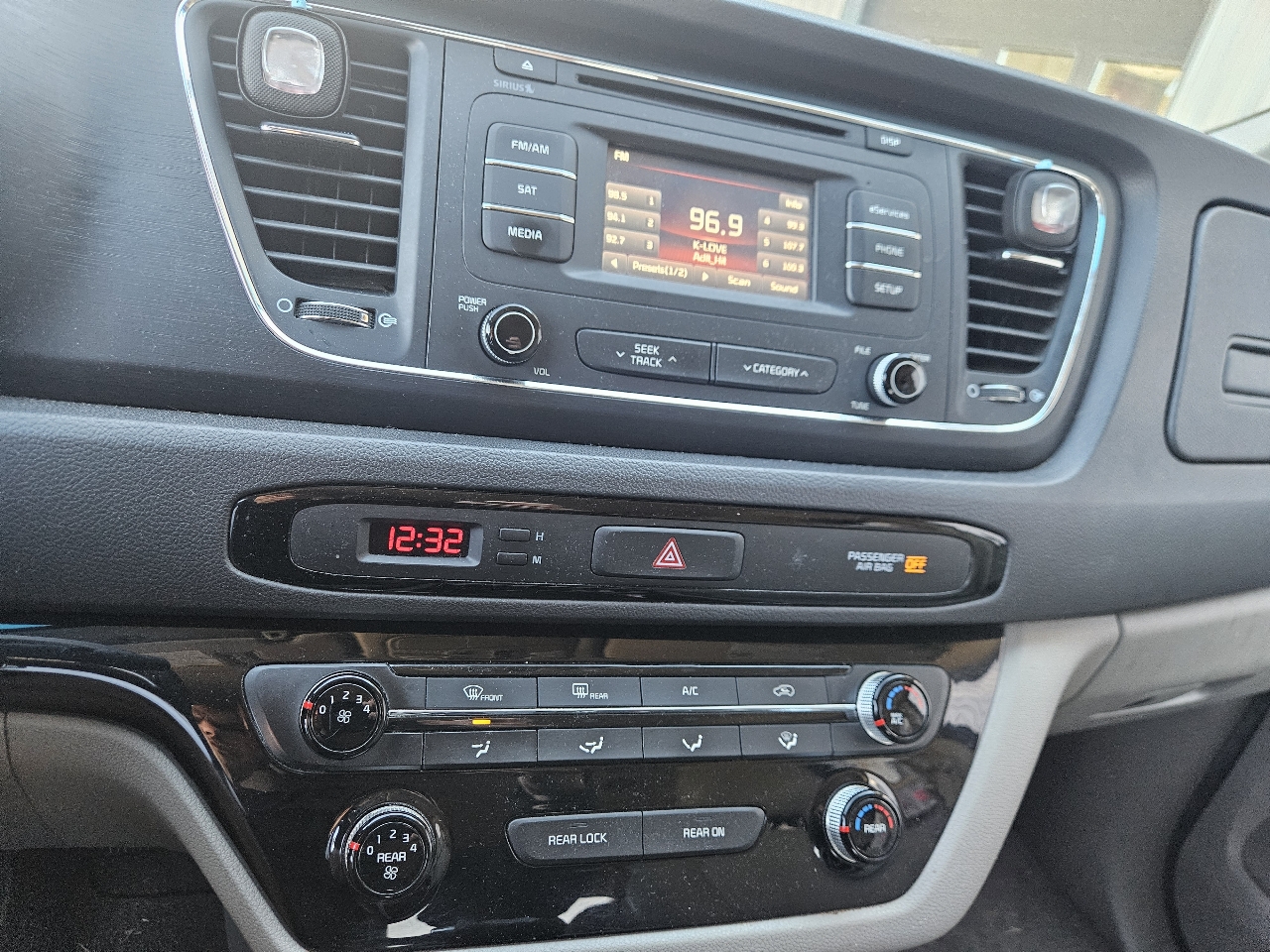 Kia Sedona 4dr Wgn LX 2016