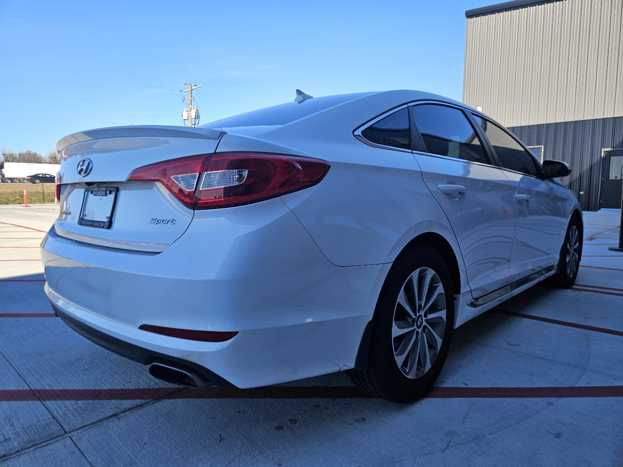 Hyundai Sonata 4dr Sdn 2.4L Sport PZEV 2015