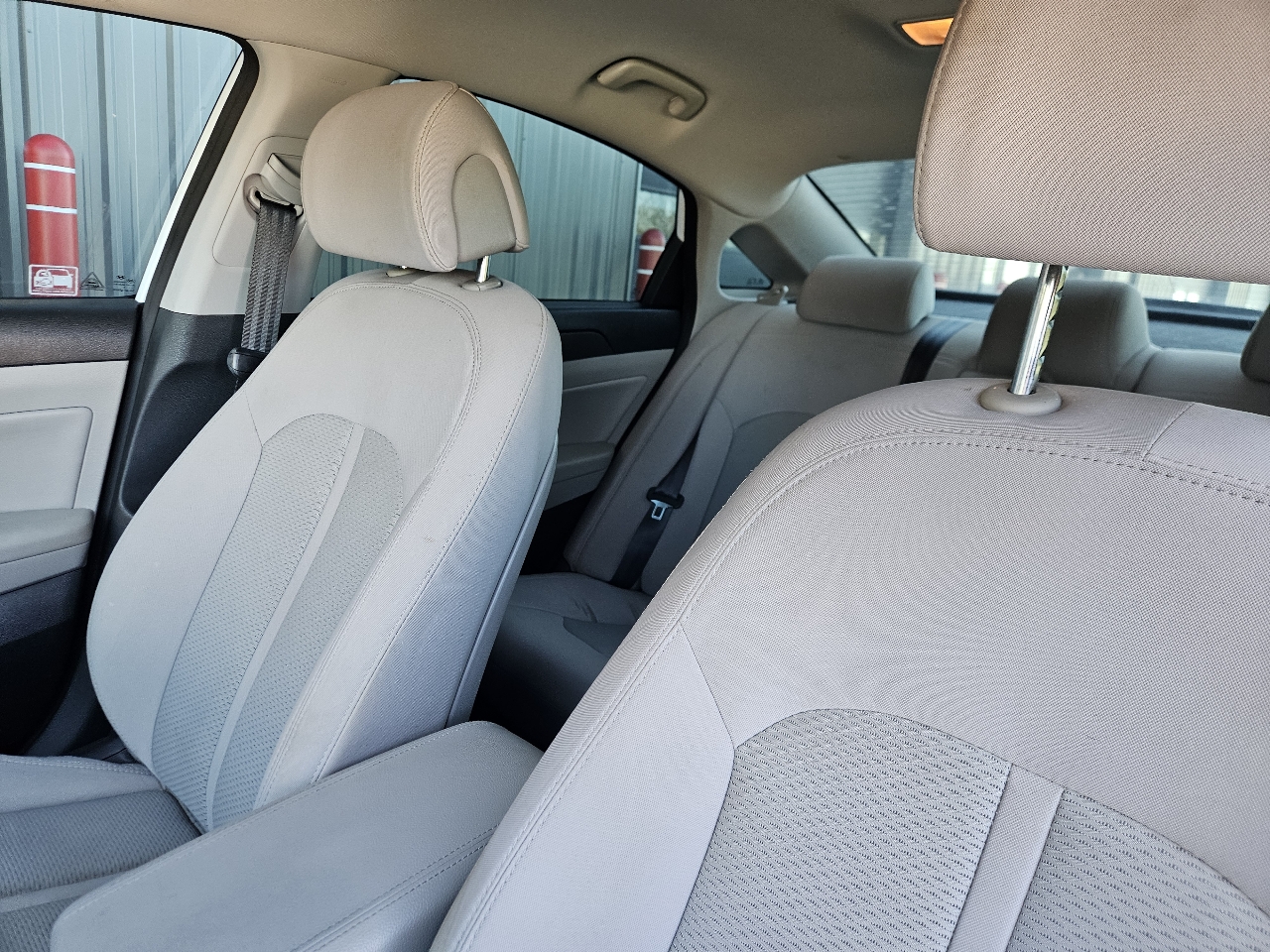 Hyundai Sonata 4dr Sdn 2.4L Sport PZEV 2015