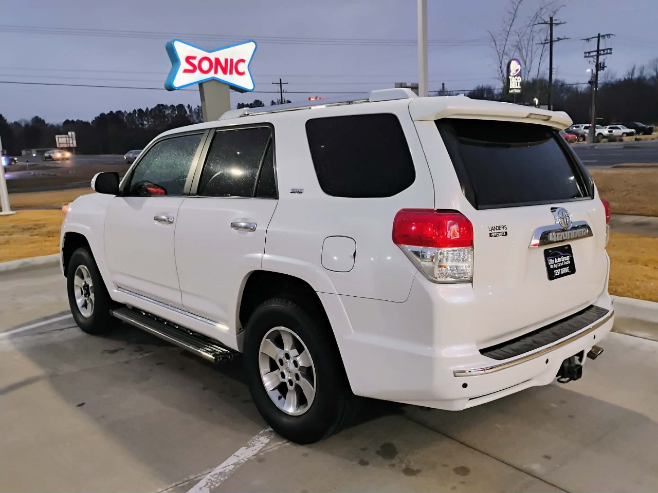 Toyota 4Runner RWD 4dr V6 Limited (Natl) 2010