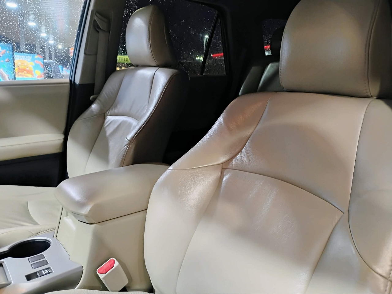 Toyota 4Runner RWD 4dr V6 Limited (Natl) 2010