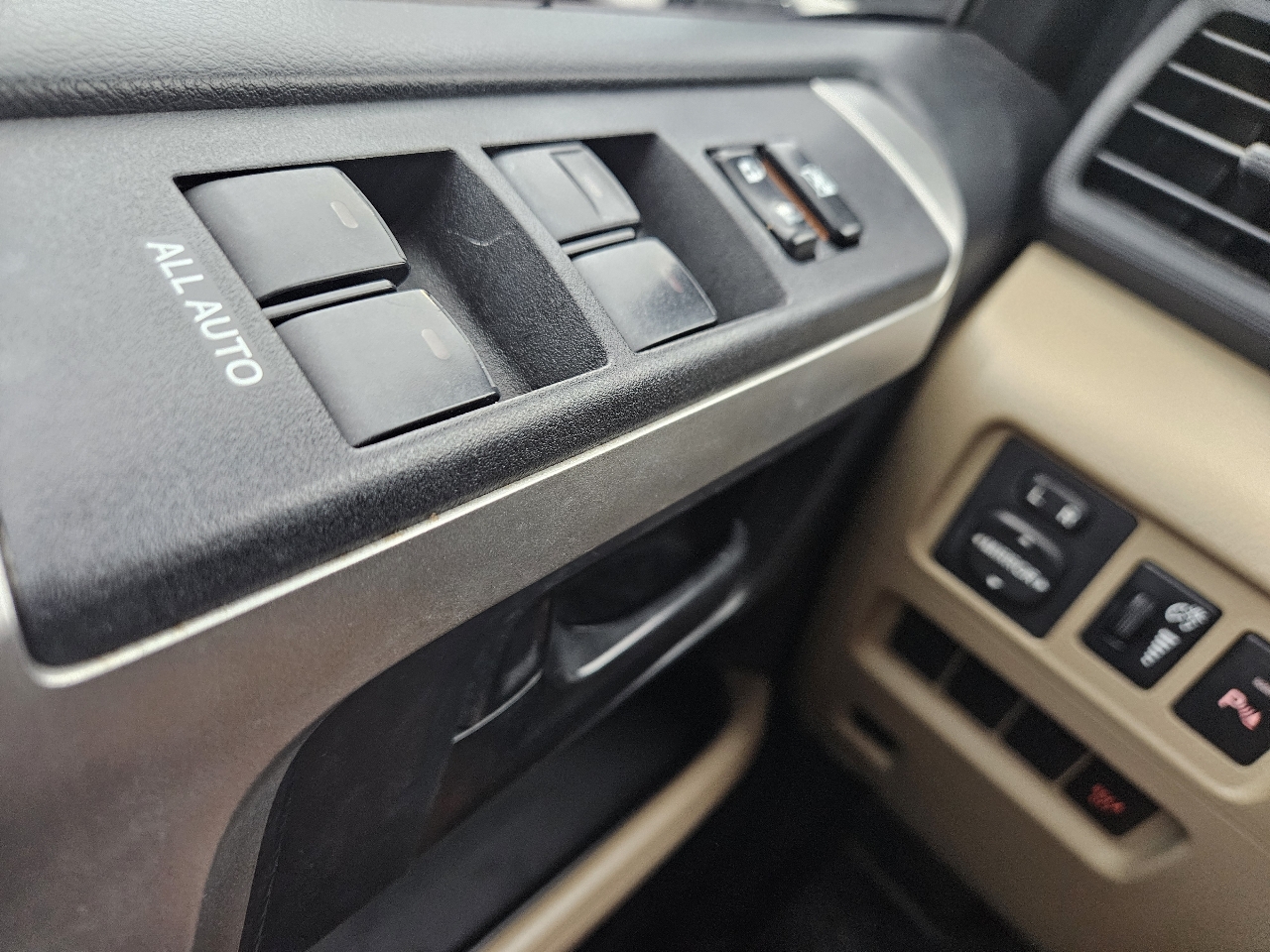 Toyota 4Runner RWD 4dr V6 Limited (Natl) 2010