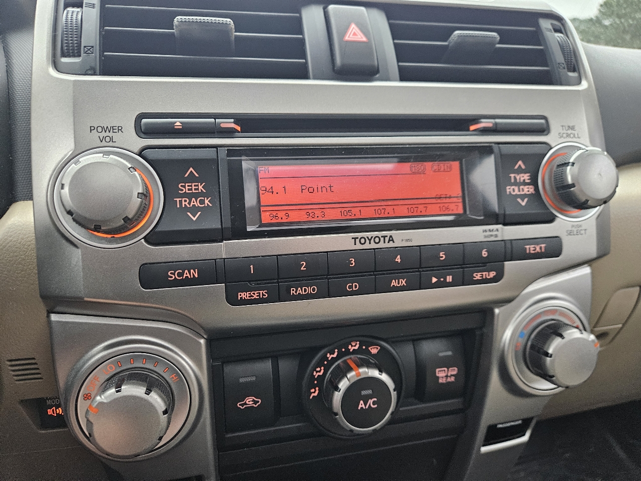 Toyota 4Runner RWD 4dr V6 Limited (Natl) 2010