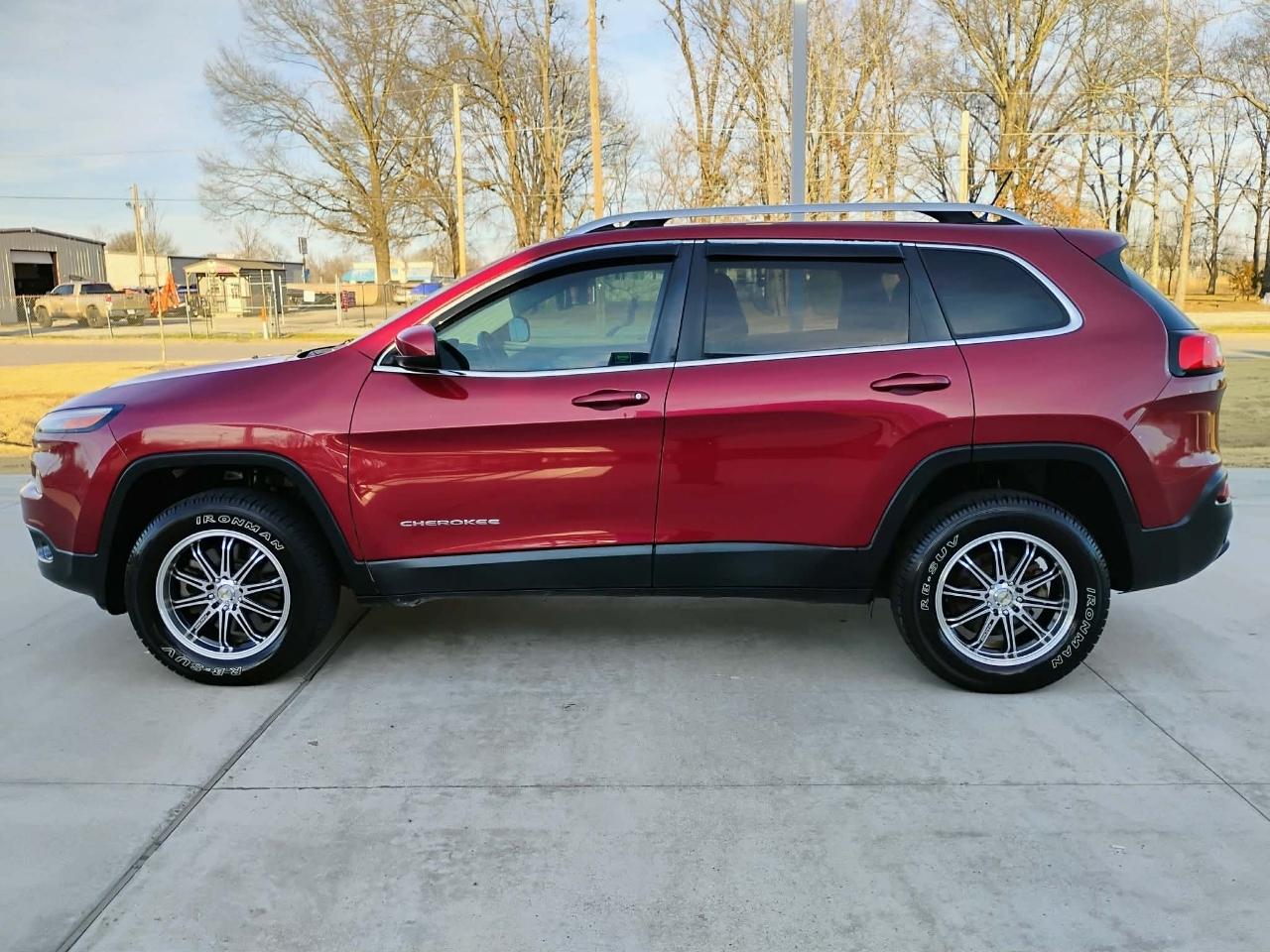 Jeep Cherokee Latitude FWD 2017