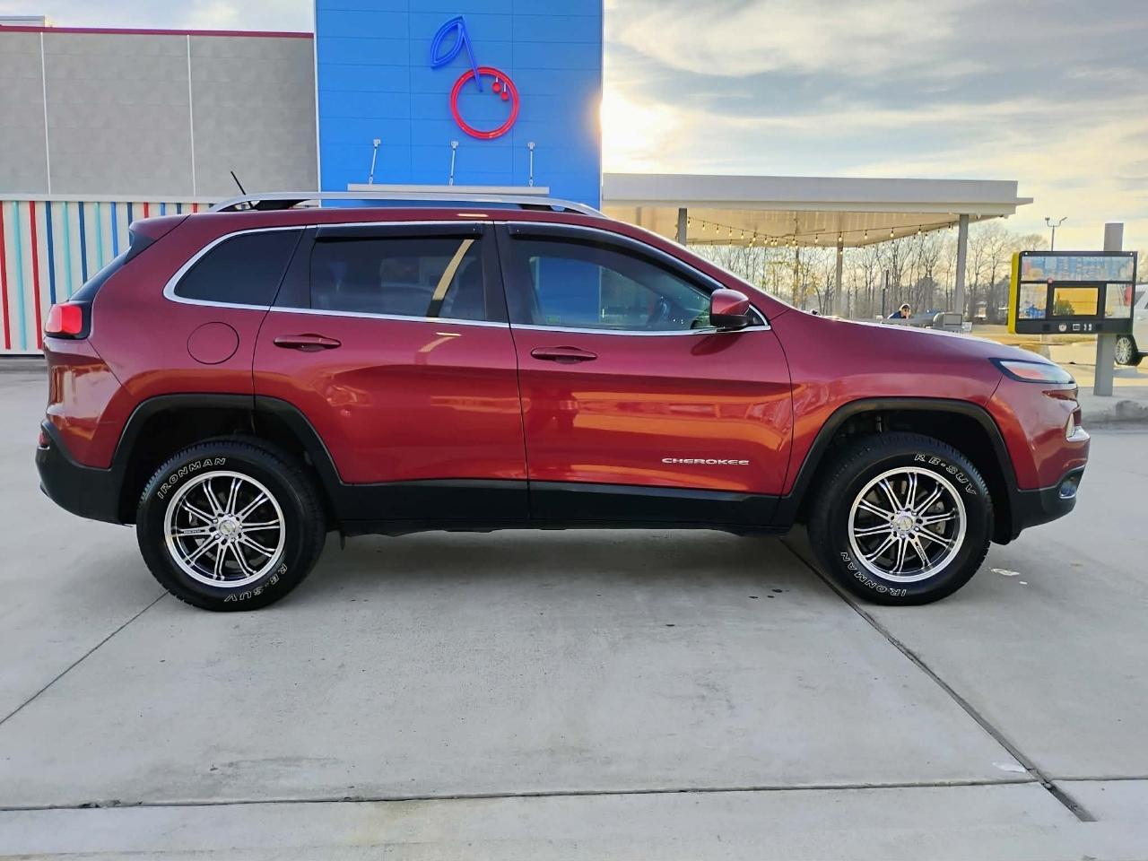 Jeep Cherokee Latitude FWD 2017