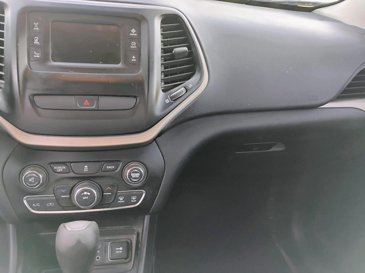 Jeep Cherokee Latitude FWD 2017