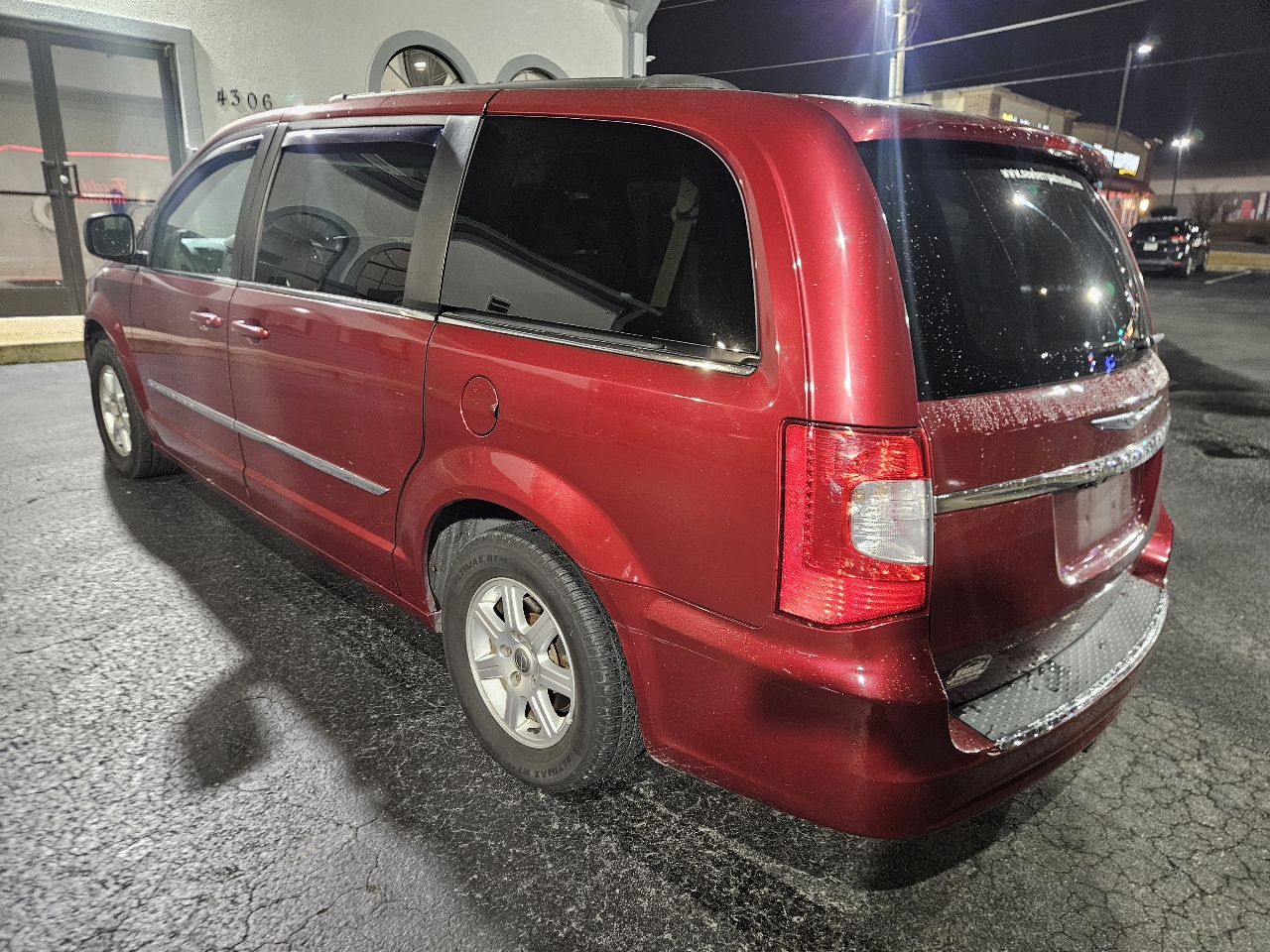 Chrysler Town & Country 4dr Wgn Touring 2011