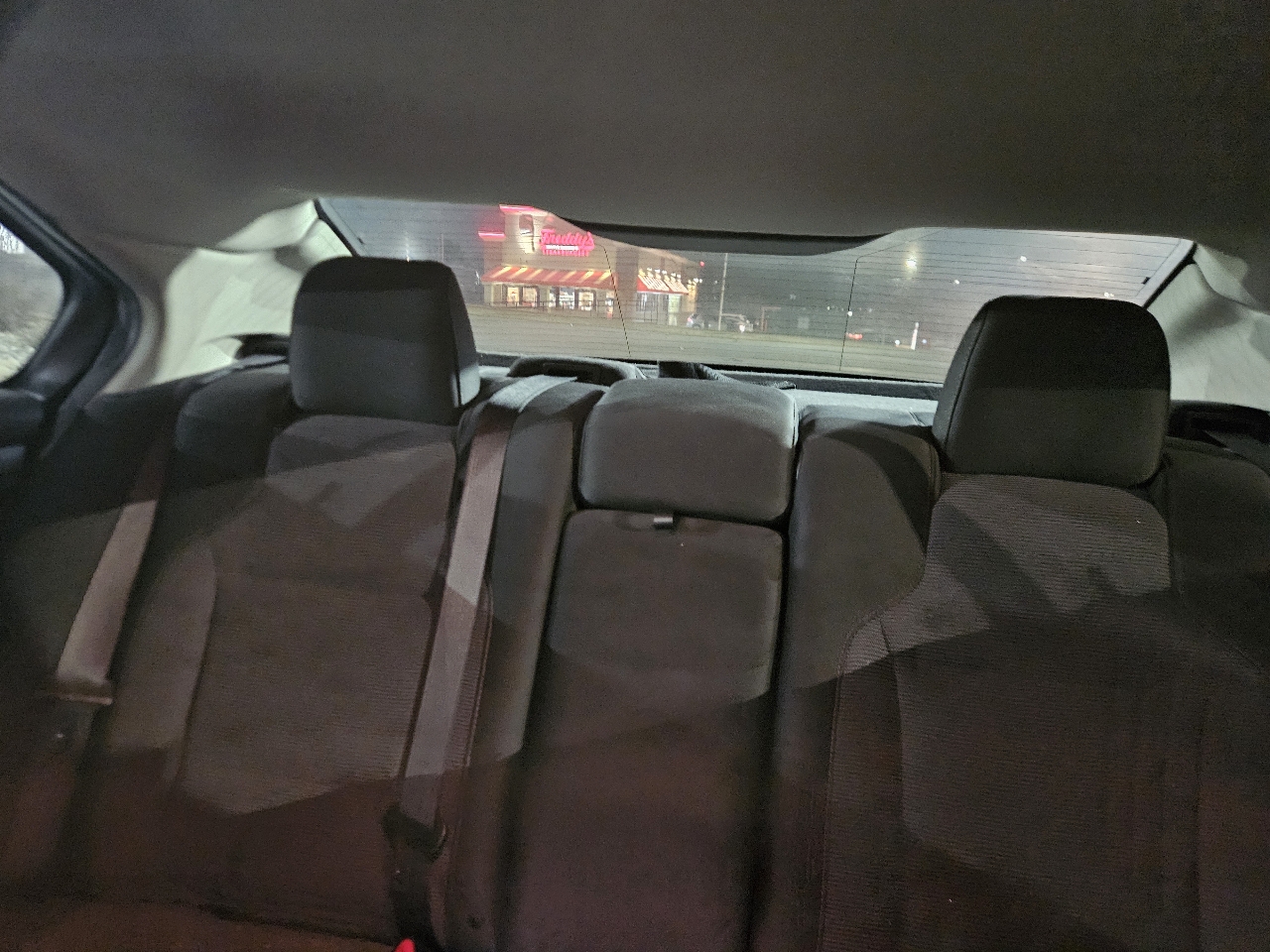 Ford Taurus 4dr Sdn SEL FWD 2010