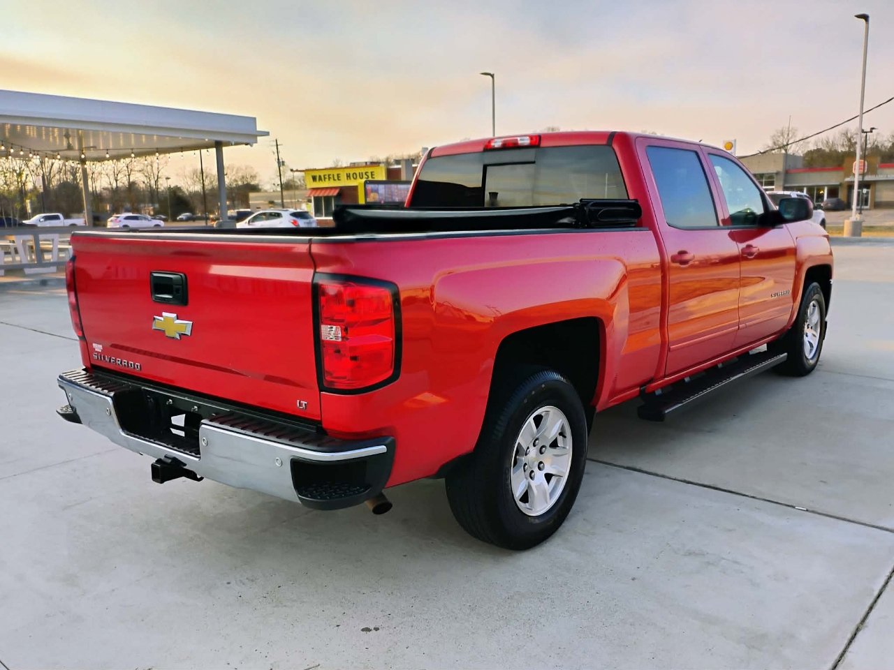 Chevrolet Silverado 1500 2WD Crew Cab 153.0" LT w/1LT 2018