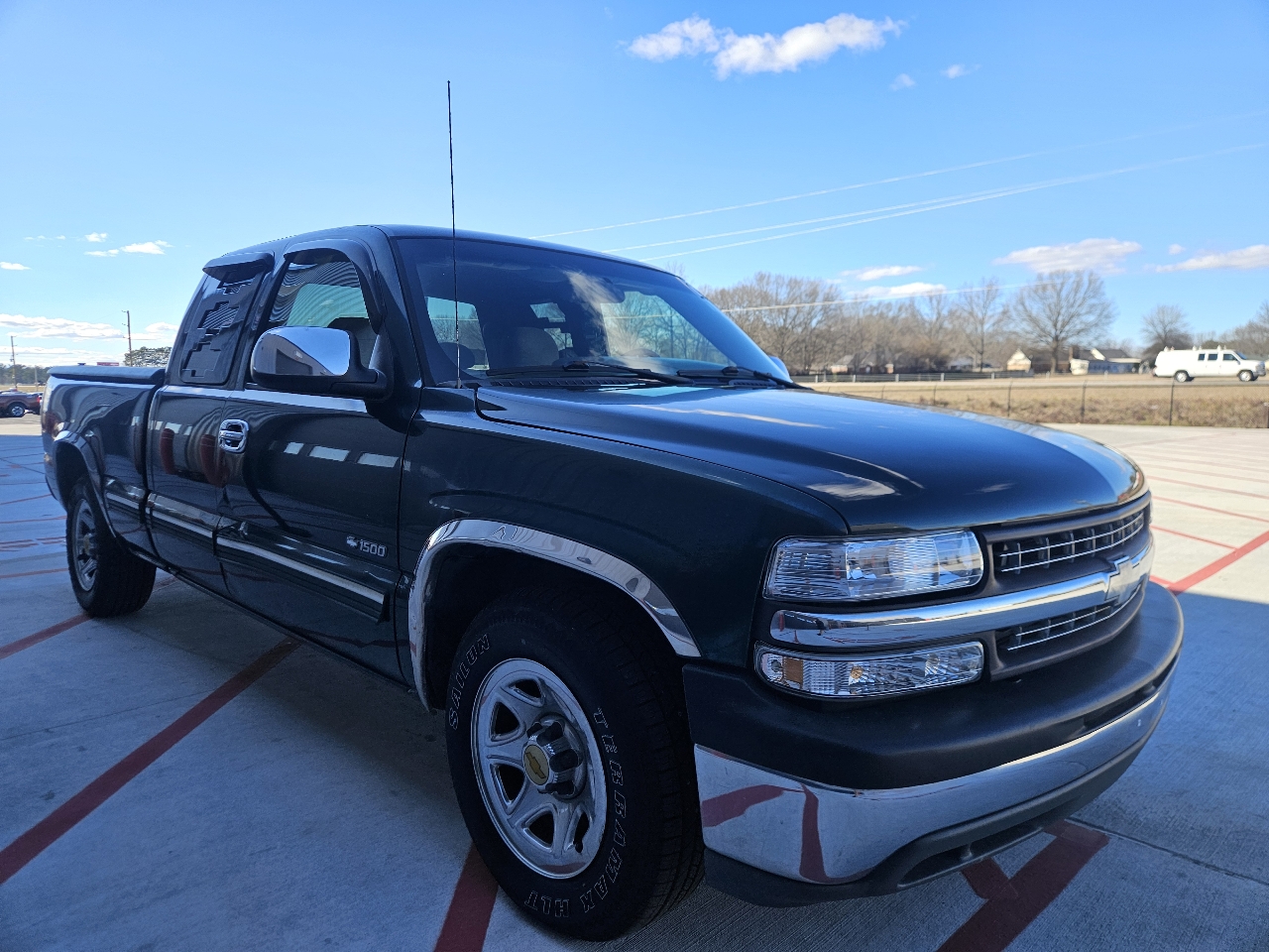 Chevrolet Silverado 1500 2WD Double Cab 143.5" LS 2002