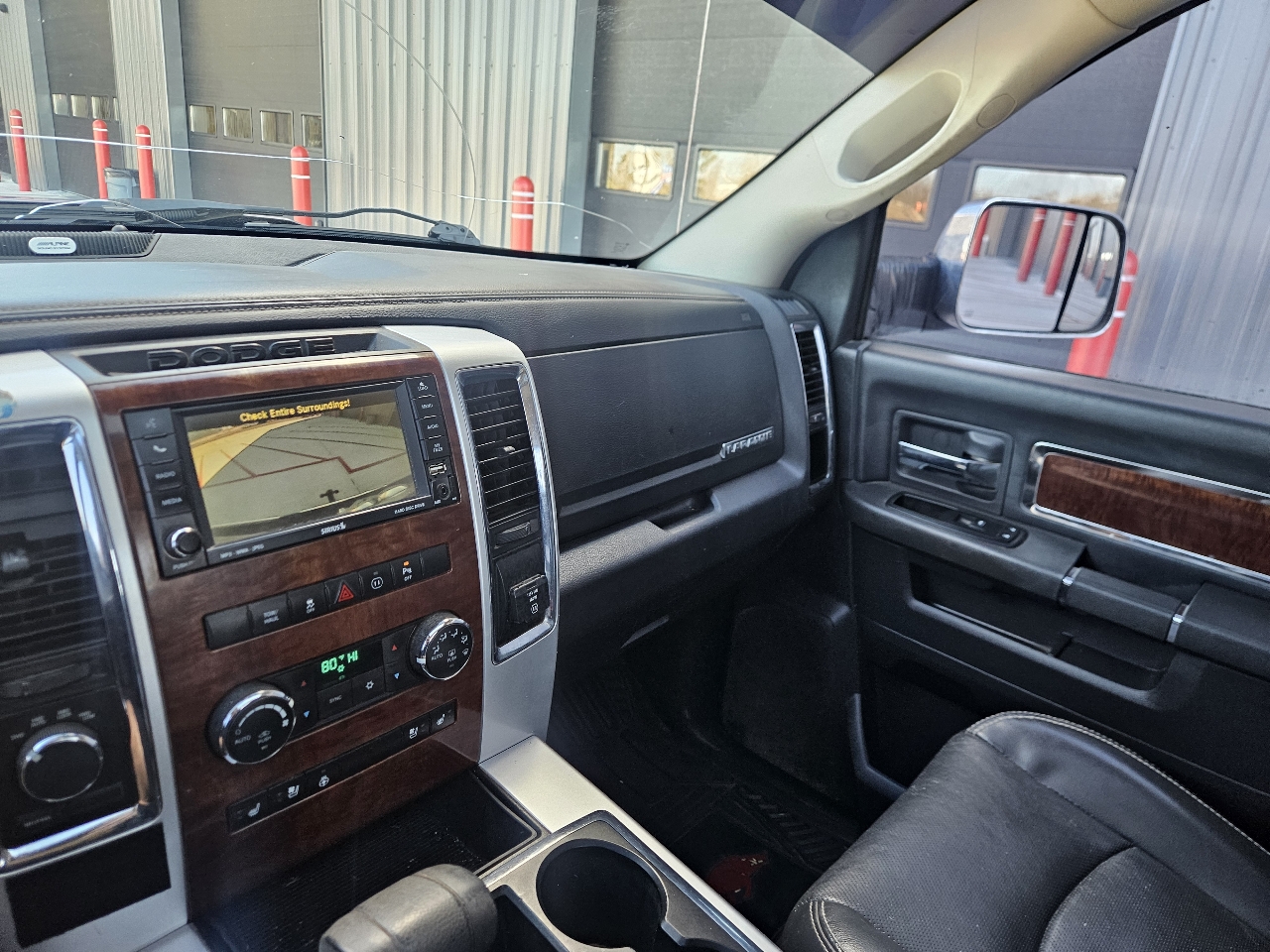 RAM 1500 4WD Quad Cab 140.5" Laramie 2011