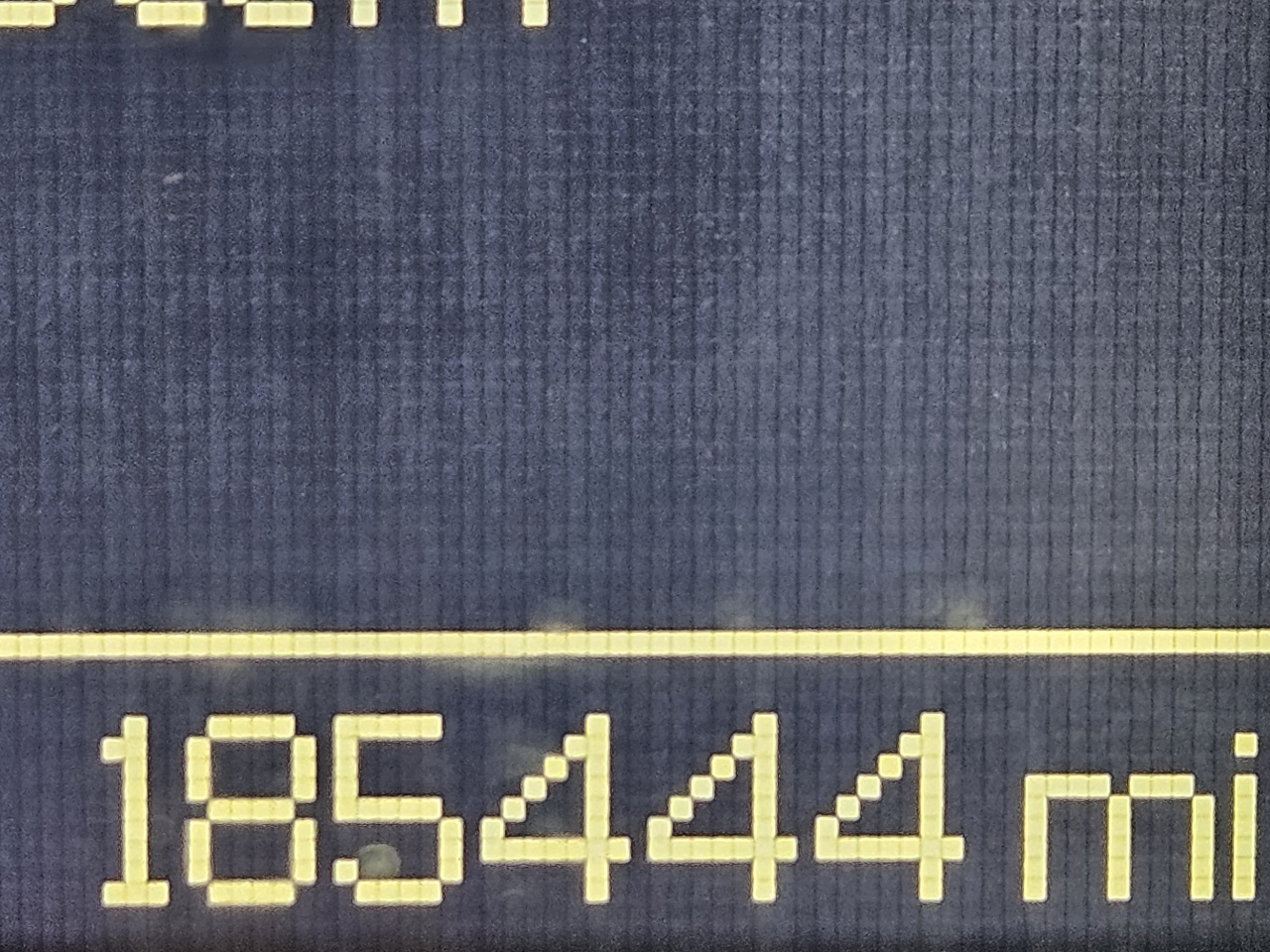 RAM 1500 4WD Quad Cab 140.5" Laramie 2011