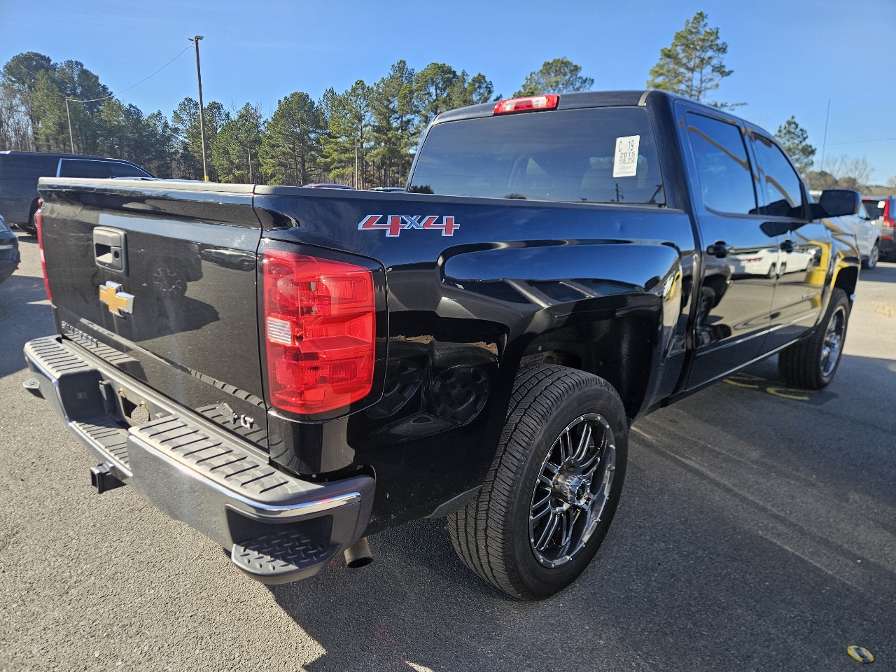 Chevrolet Silverado 1500 4WD Crew Cab 143.5" LT w/1LT 2015