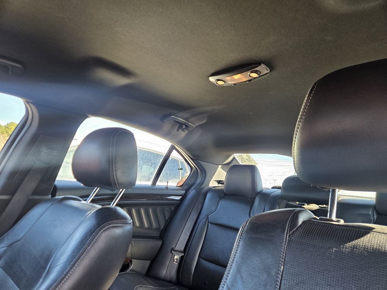 Ford Taurus 4dr Sdn Limited FWD 2015