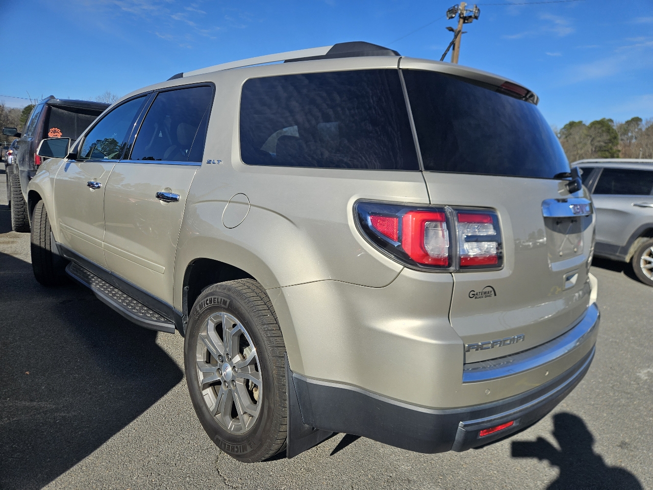 GMC Acadia FWD 4dr SLT w/SLT-1 2016