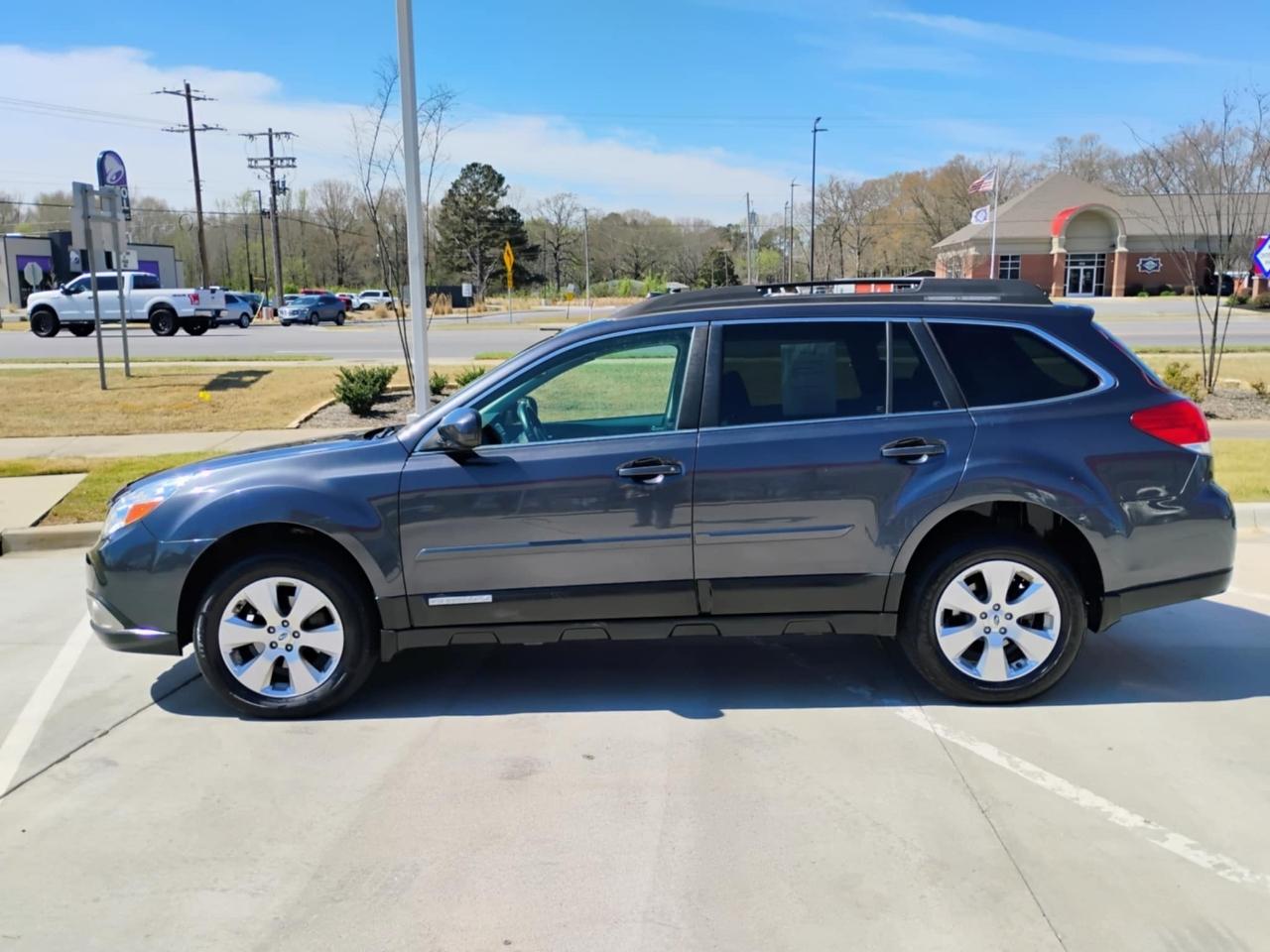 Subaru Outback 4dr Wgn H4 Auto 2.5i Limited 2012