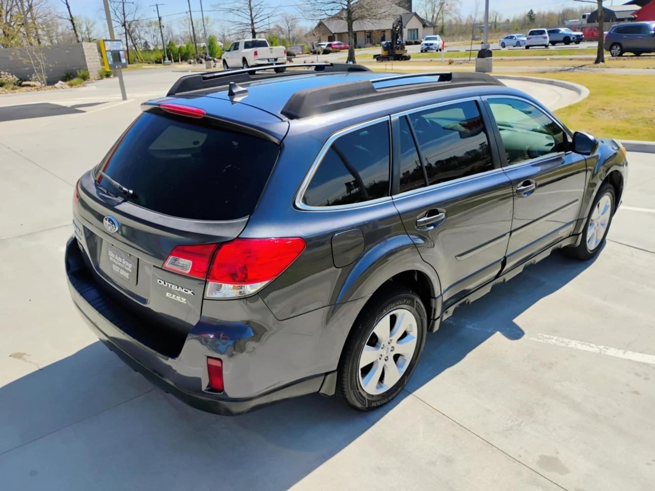 Subaru Outback 4dr Wgn H4 Auto 2.5i Limited 2012