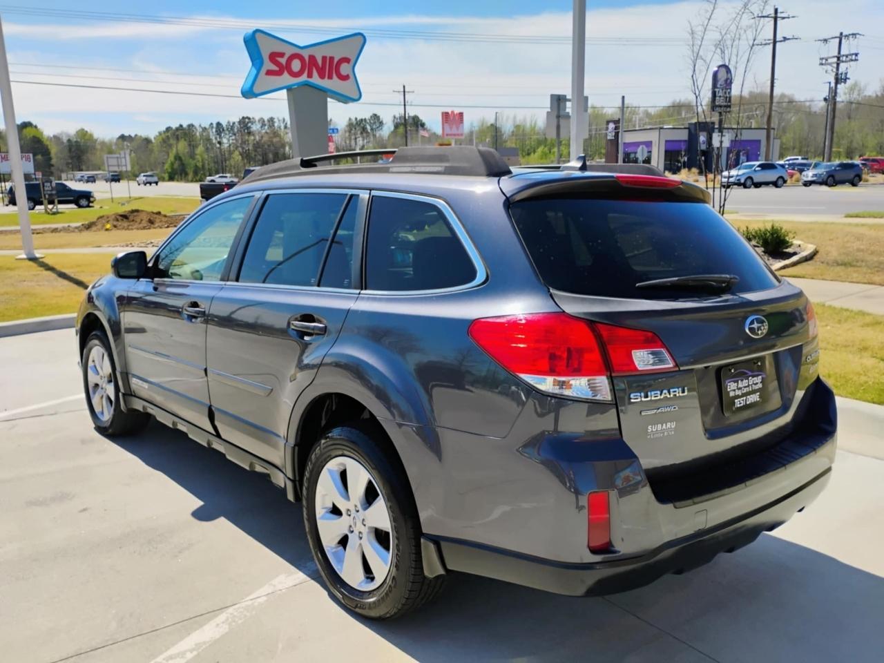 Subaru Outback 4dr Wgn H4 Auto 2.5i Limited 2012