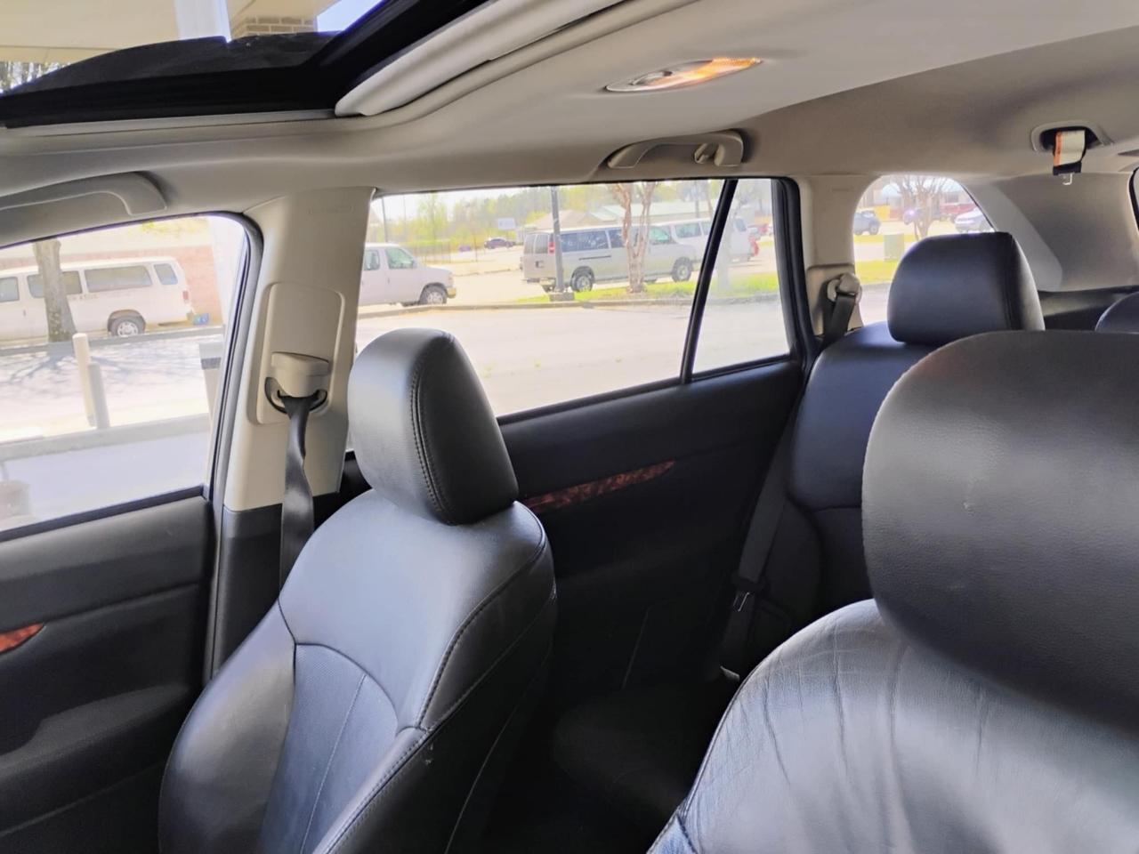 Subaru Outback 4dr Wgn H4 Auto 2.5i Limited 2012