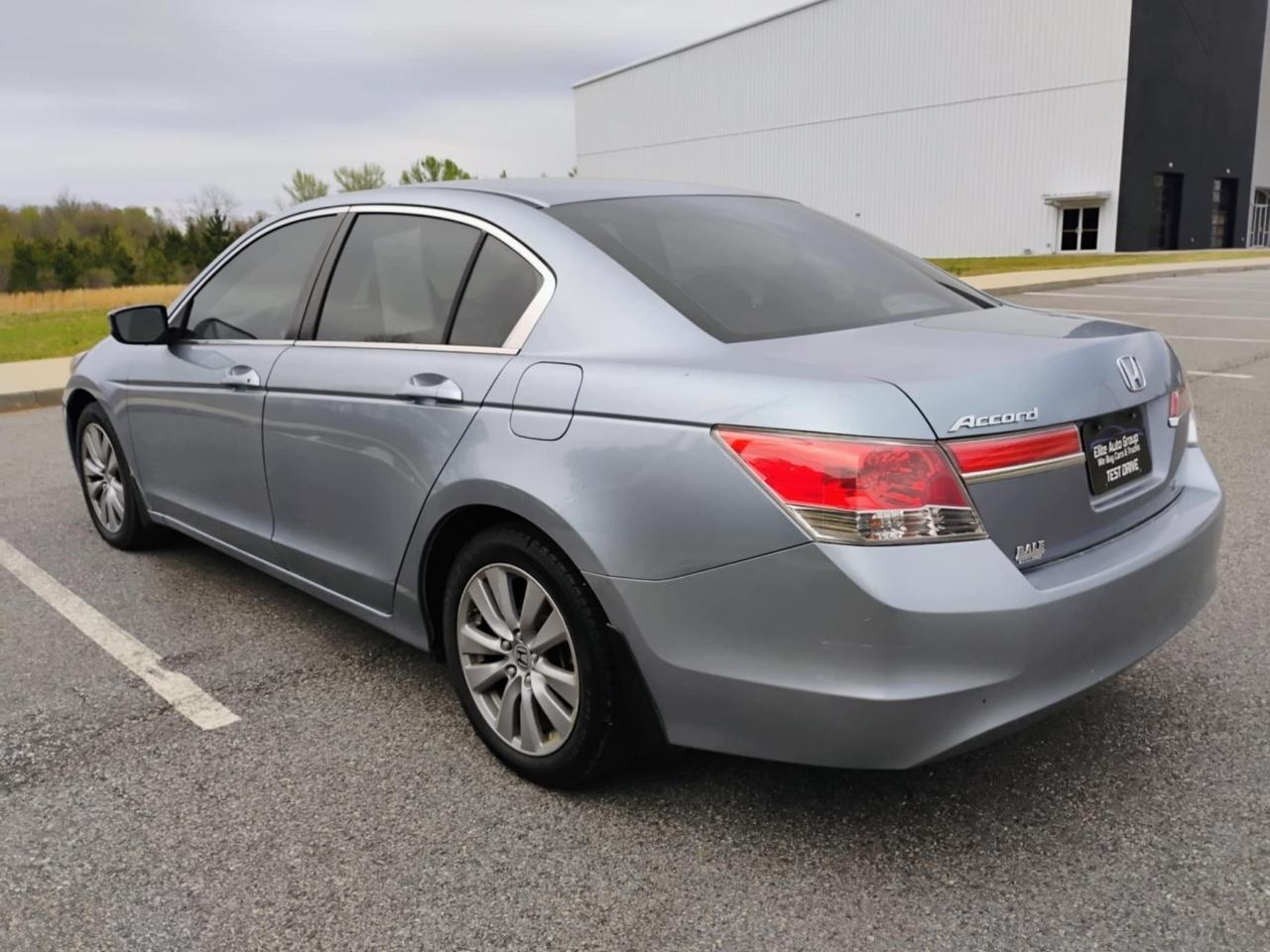 Honda Accord Sdn 4dr I4 Auto EX 2011