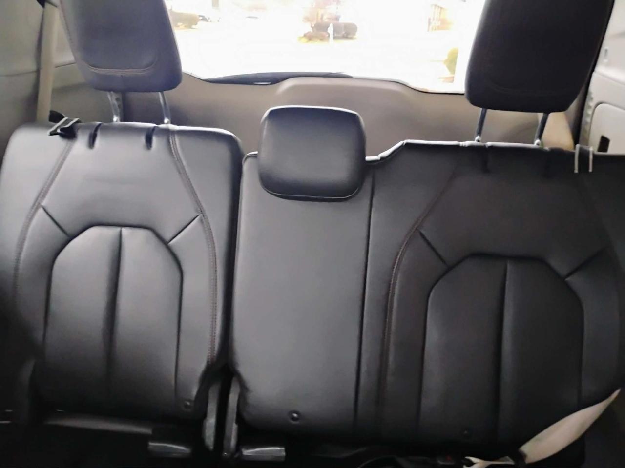 Chrysler Pacifica Touring-L FWD 2017