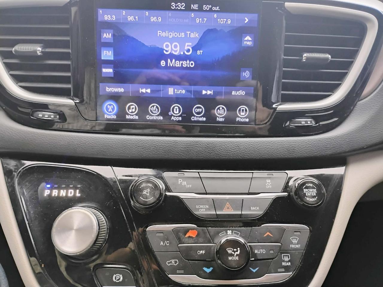 Chrysler Pacifica Touring-L FWD 2017