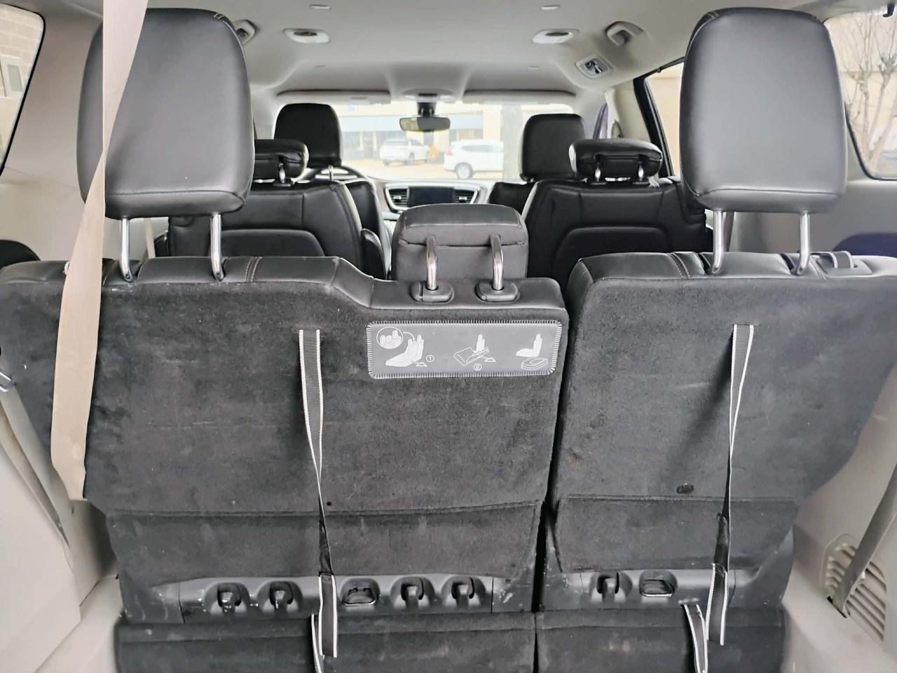 Chrysler Pacifica Touring-L FWD 2017