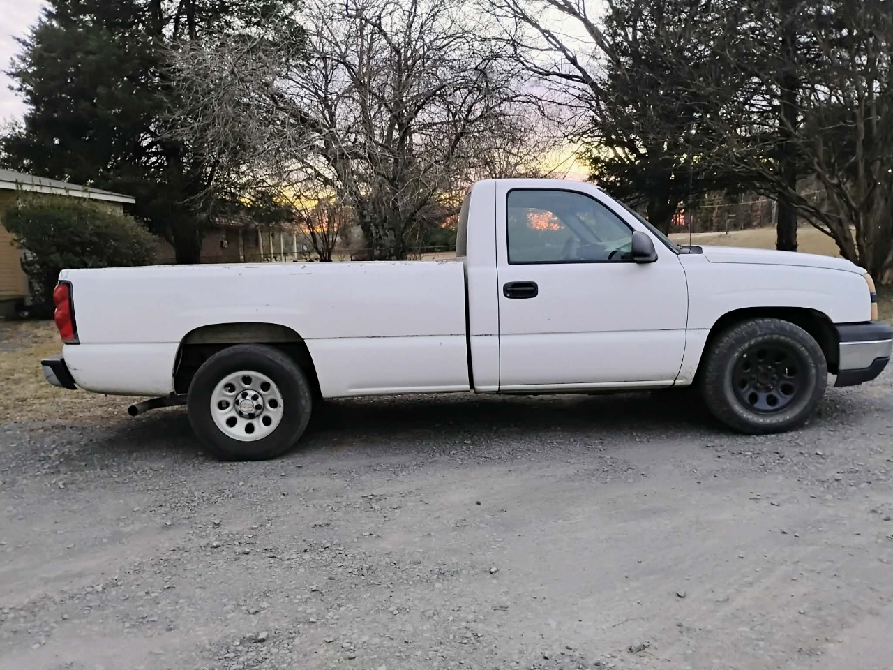 Chevrolet Silverado 1500 2WD Reg Cab 133.0" Work Truck w/2WT 2006